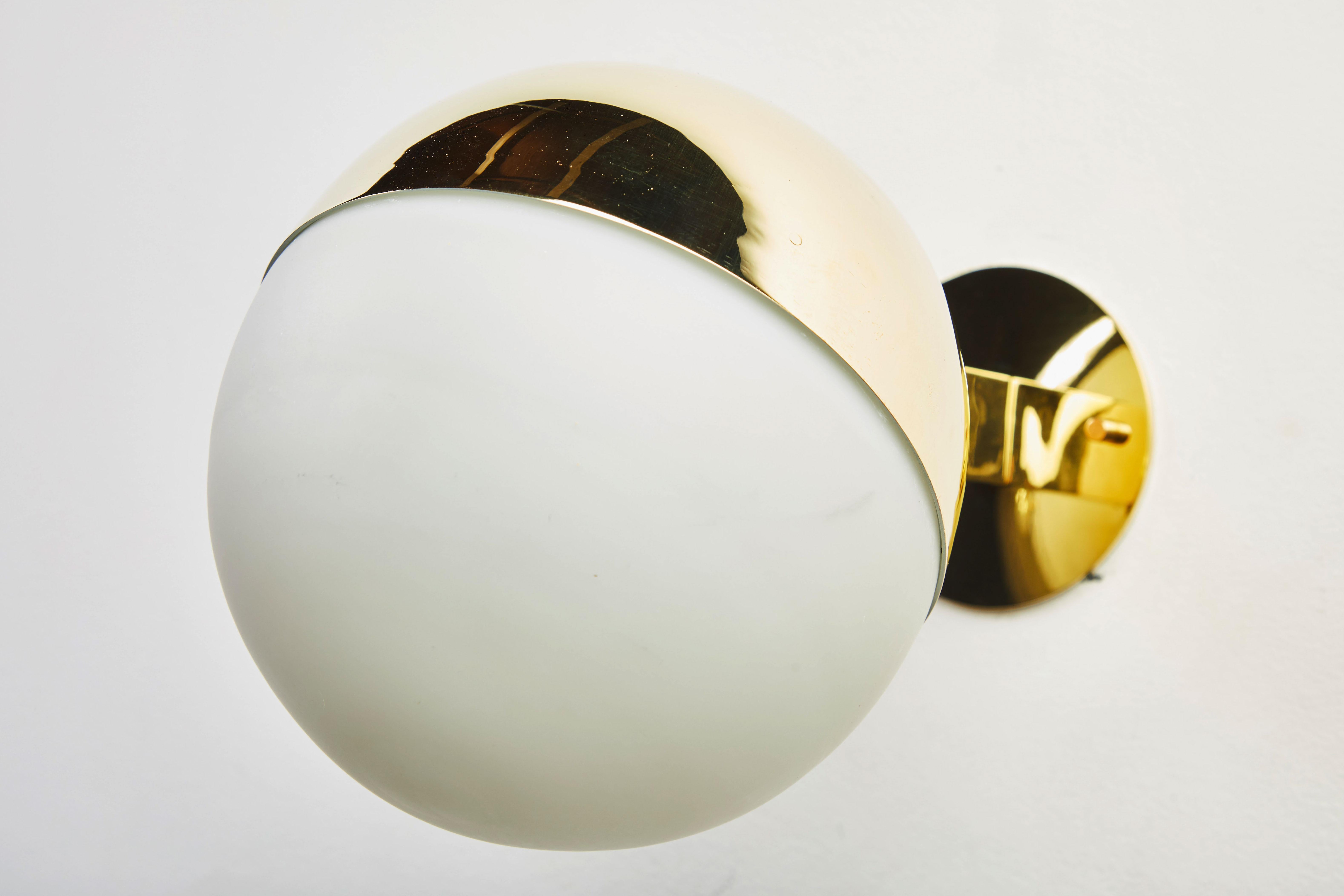 Model 2045 Sconce by Stilnovo In Good Condition For Sale In Los Angeles, CA