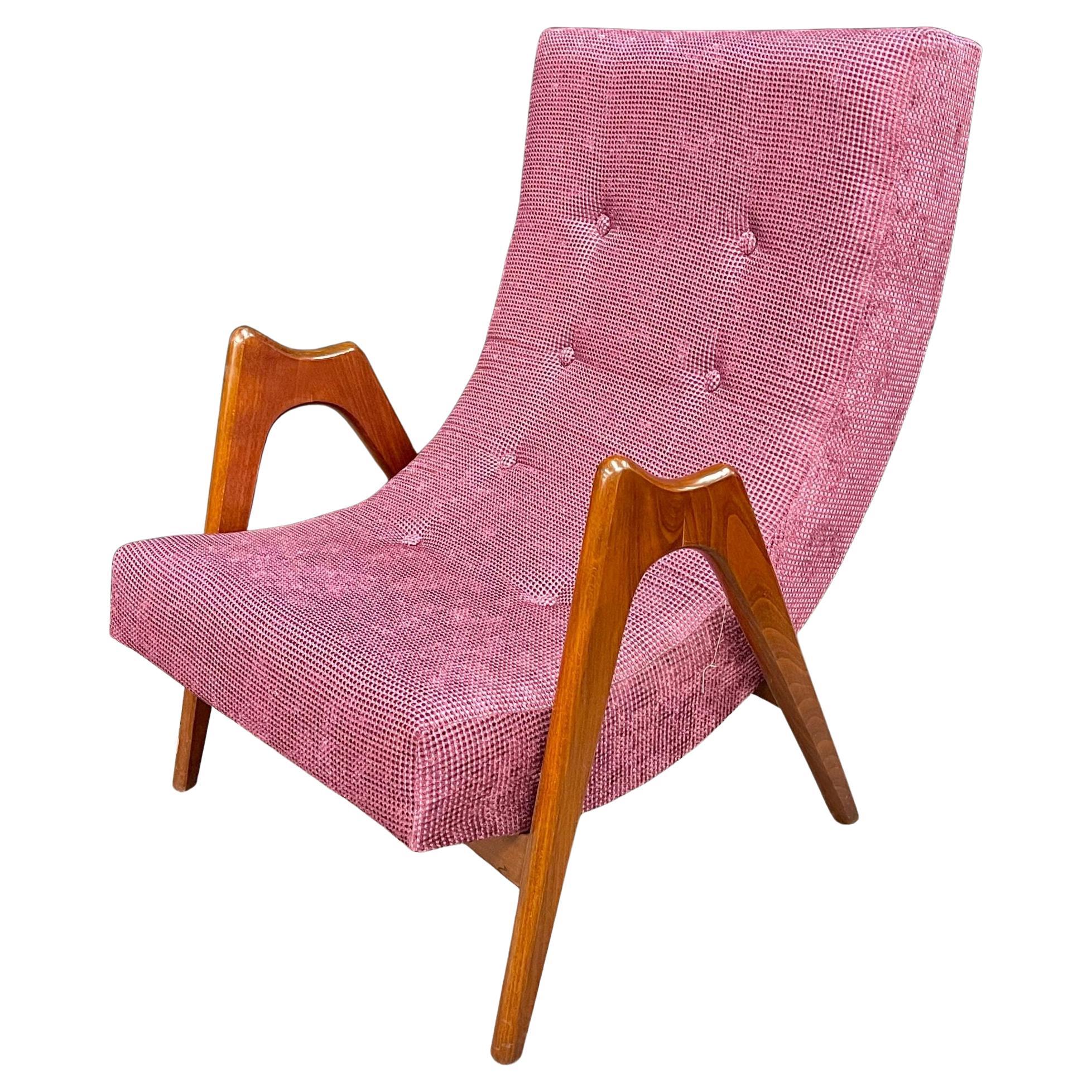 Single Sculptural Italian Mid-Century Modern Lounge Chair in Walnut, Mahogany For Sale