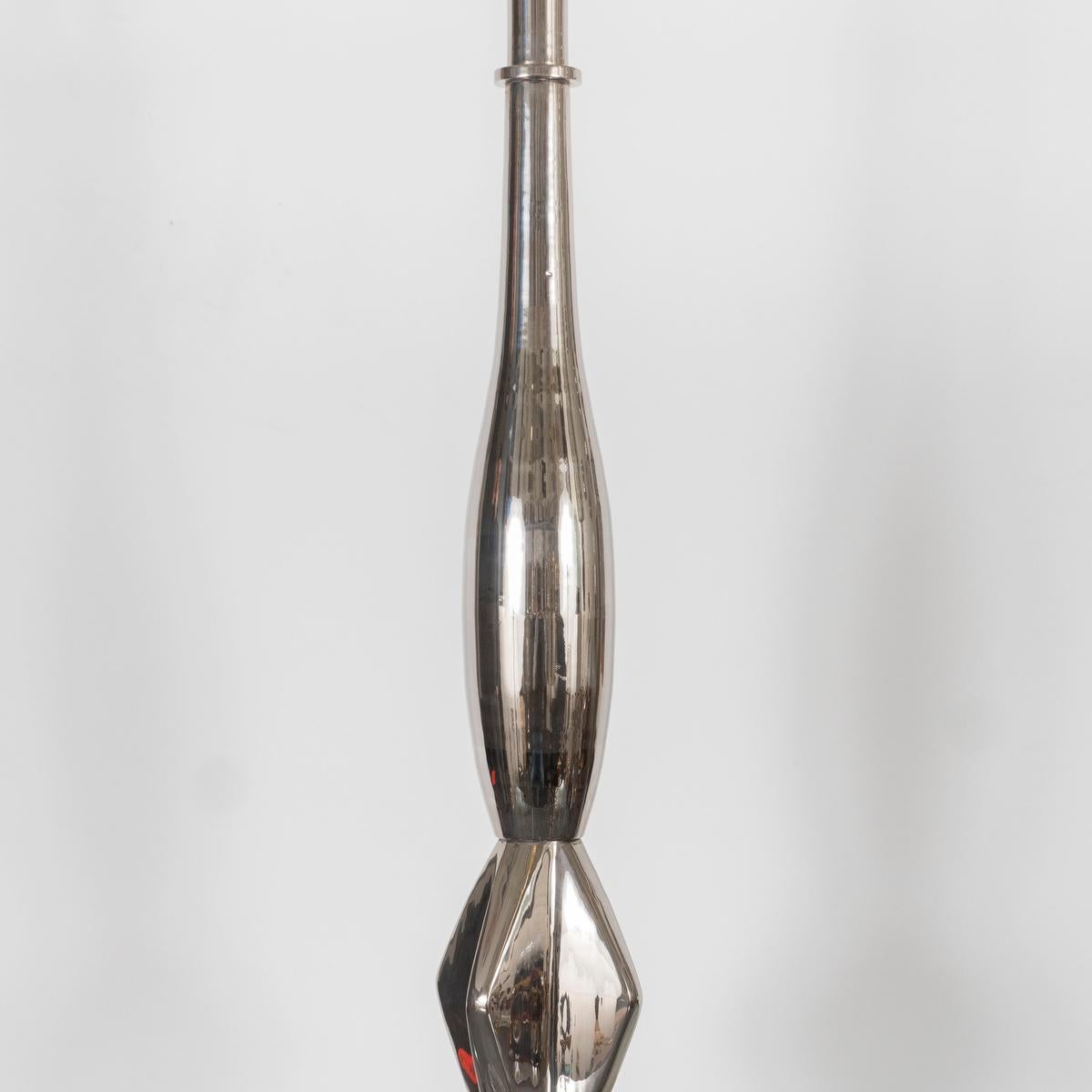 Mid-20th Century Single Sculptural Polished Nickel Table Lamp For Sale