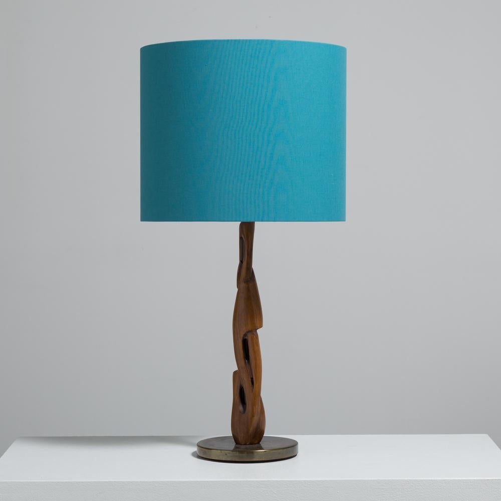 20th Century Single Sculptural Wood and Brass Table Lamp, 1970s For Sale