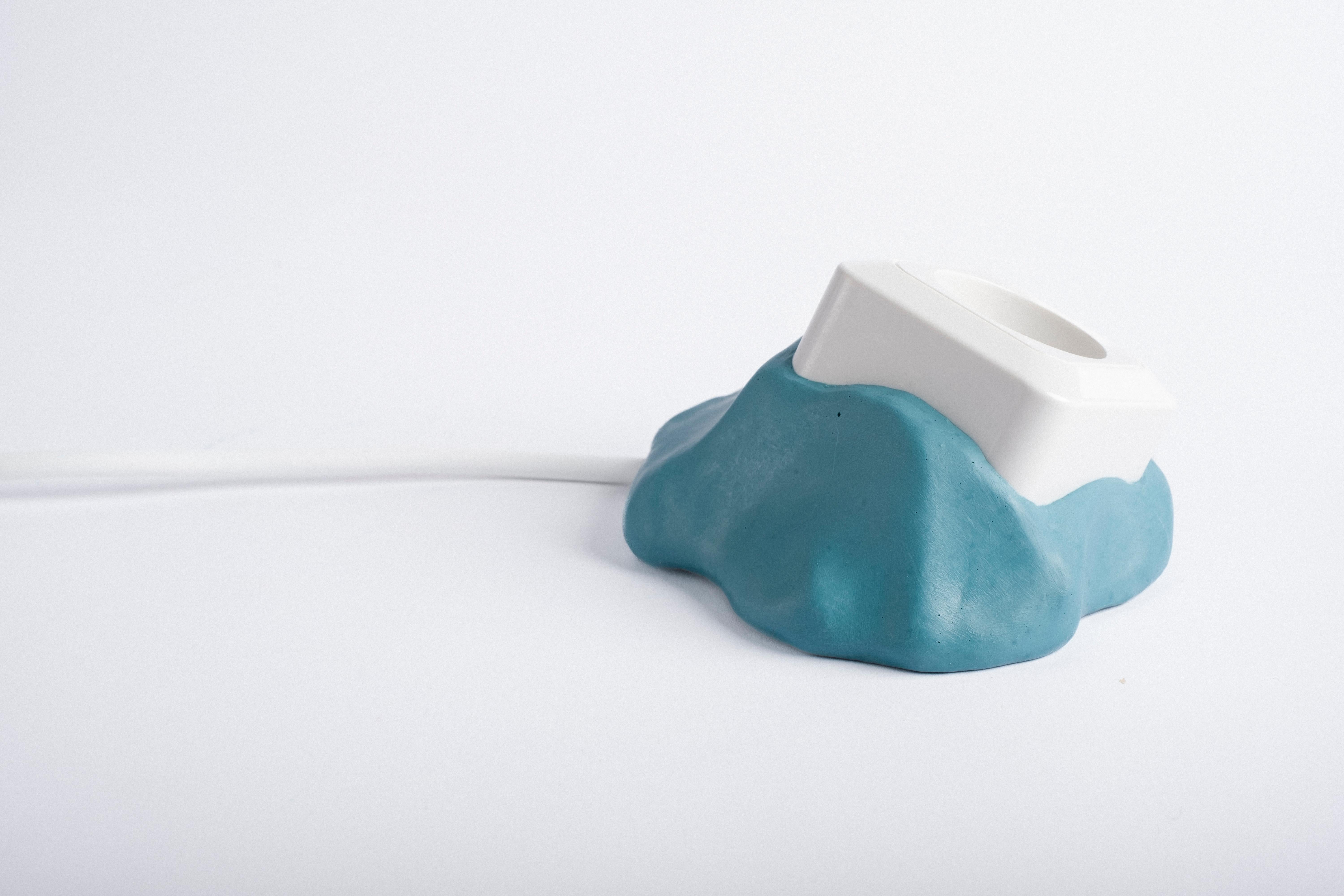 Single socket object 16.5. Mint SAKER by Studio Gert Wessels, in mint. Hand crafted in an organic shape and made in his studio in the Netherlands. 

In his daily practice he investigates the relationship between form and function. The result is a