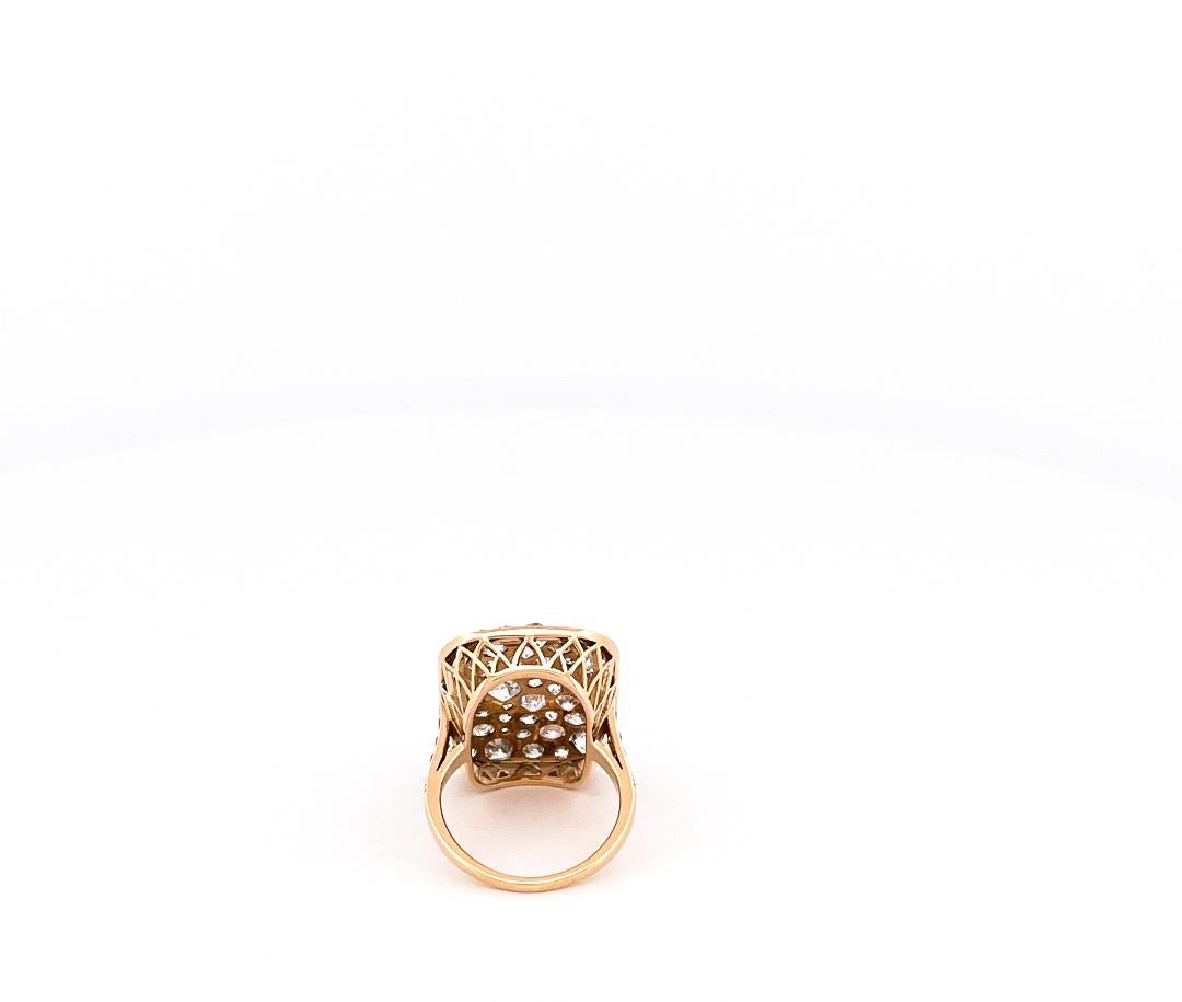 Single Stone Cobblestone 18k Yellow Gold Diamond Ring In Excellent Condition In Dallas, TX