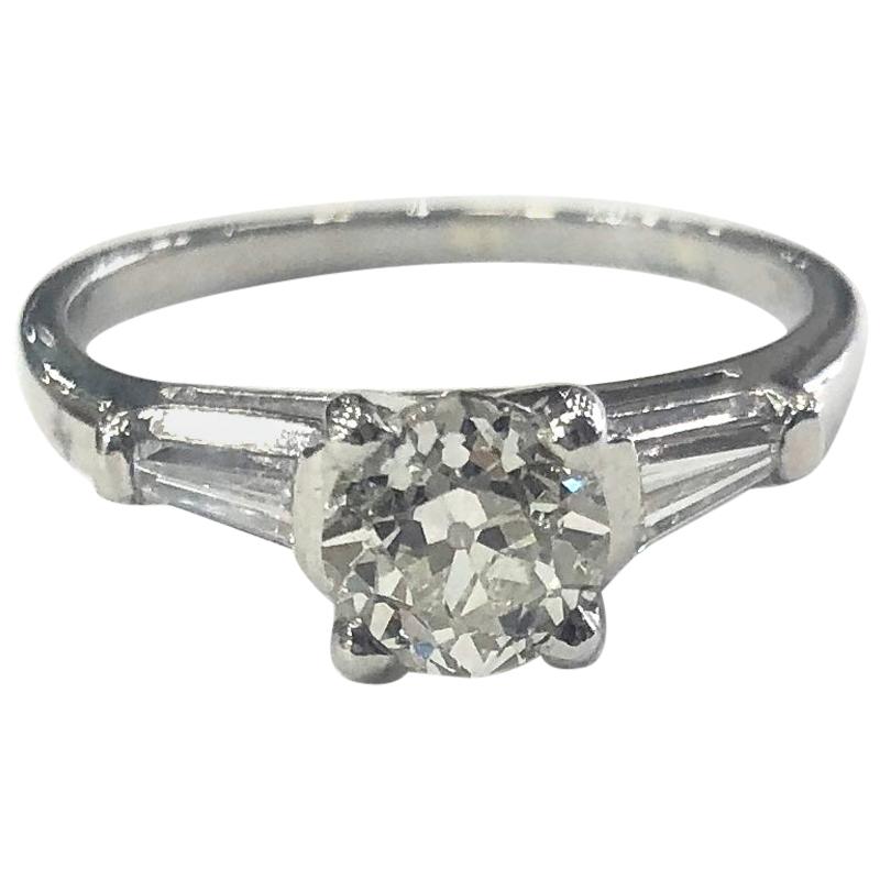 Single Stone Diamond Engagement Ring 1.01 Carat Certified Diamond Platinum For Sale