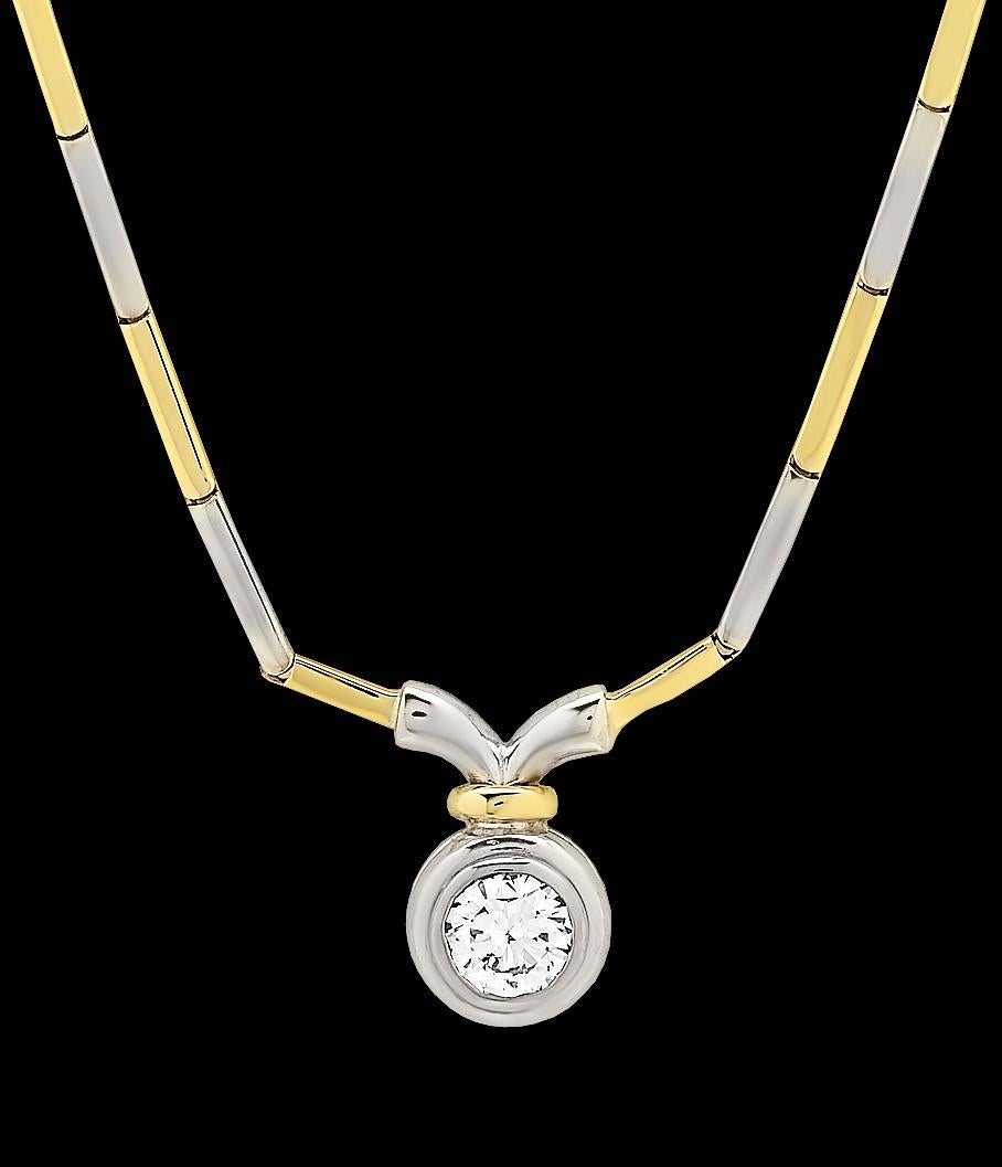 Collier/piece de joaillerie en or blanc et jaune 18 carats avec diamants, serti en bi métal  Excellent état - En vente à London, GB