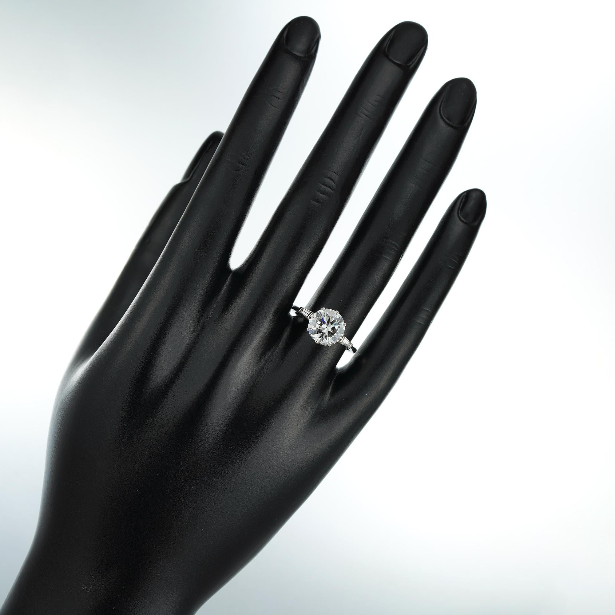 GIA-zertifizierter 3,19 Karat Solitär-Diamantring für Damen oder Herren im Angebot