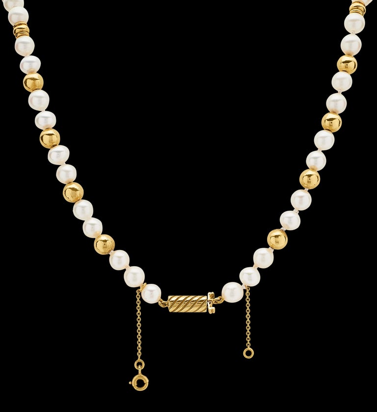 Round Cut Single Strand Sea Water Cultured Pearl Necklace with Diamond & 18K Gold Beads For Sale