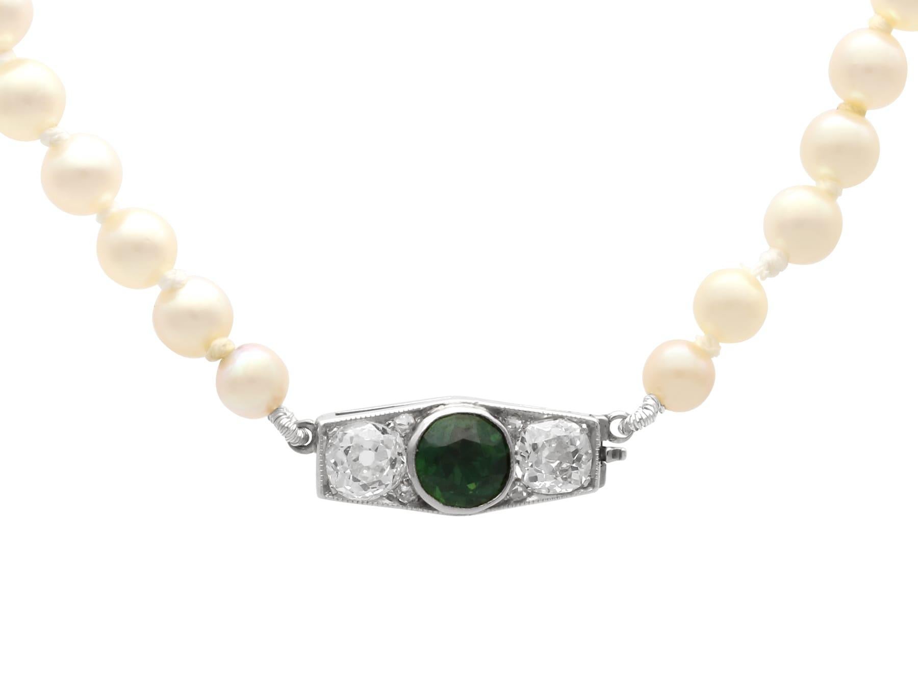 Single Strand Pearl Necklace with Sapphire Diamond and White Gold Clasp For Sale 1