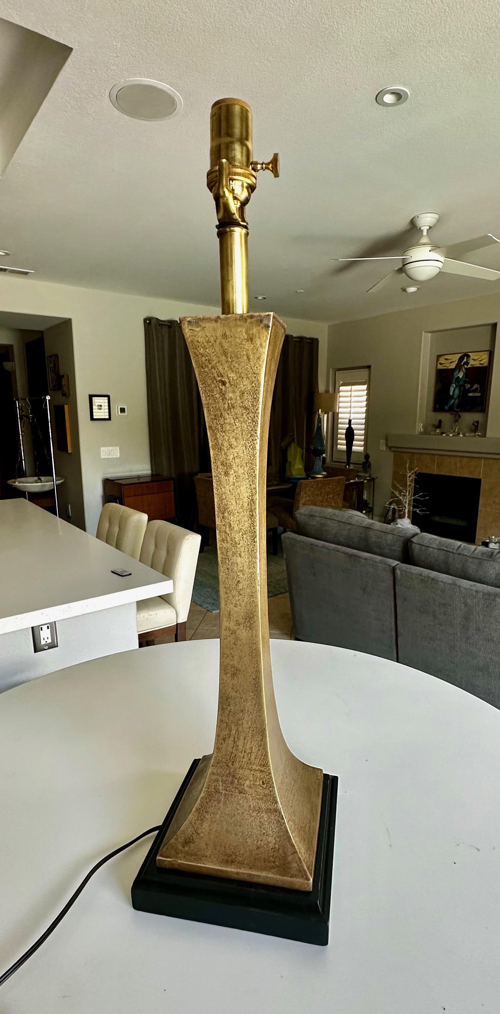 Single Stuart Ross James for Hansen Bronze Table Lamp For Sale 1