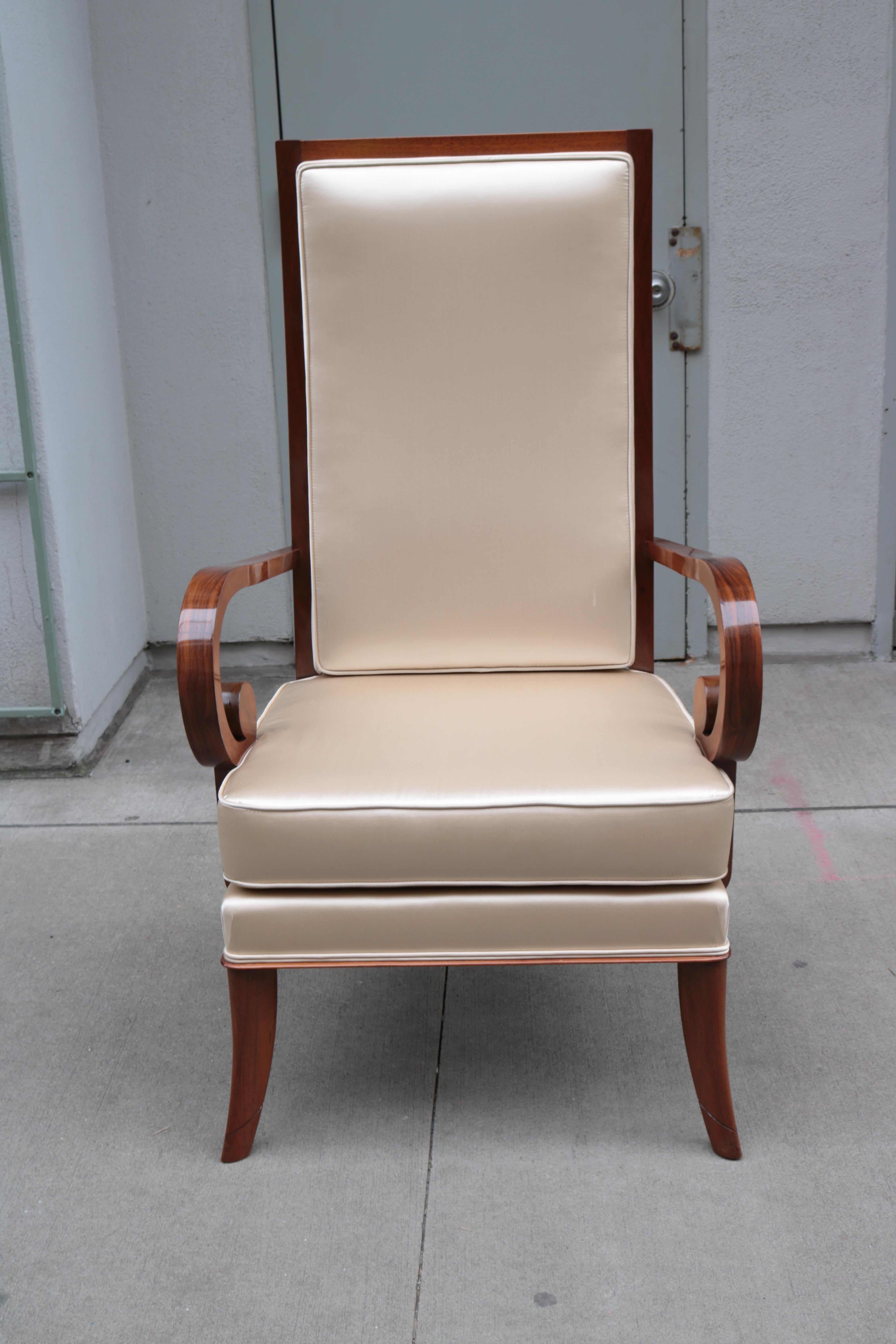Sillón Art Decó de Respaldo Alto Simple mediados del siglo XX en venta
