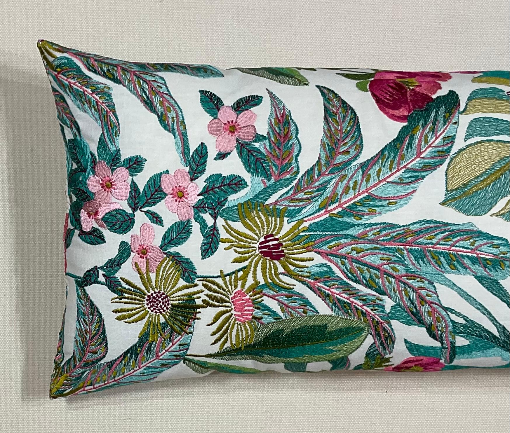 Américain Coussin simple à motifs tropicaux sur deux côtés en vente