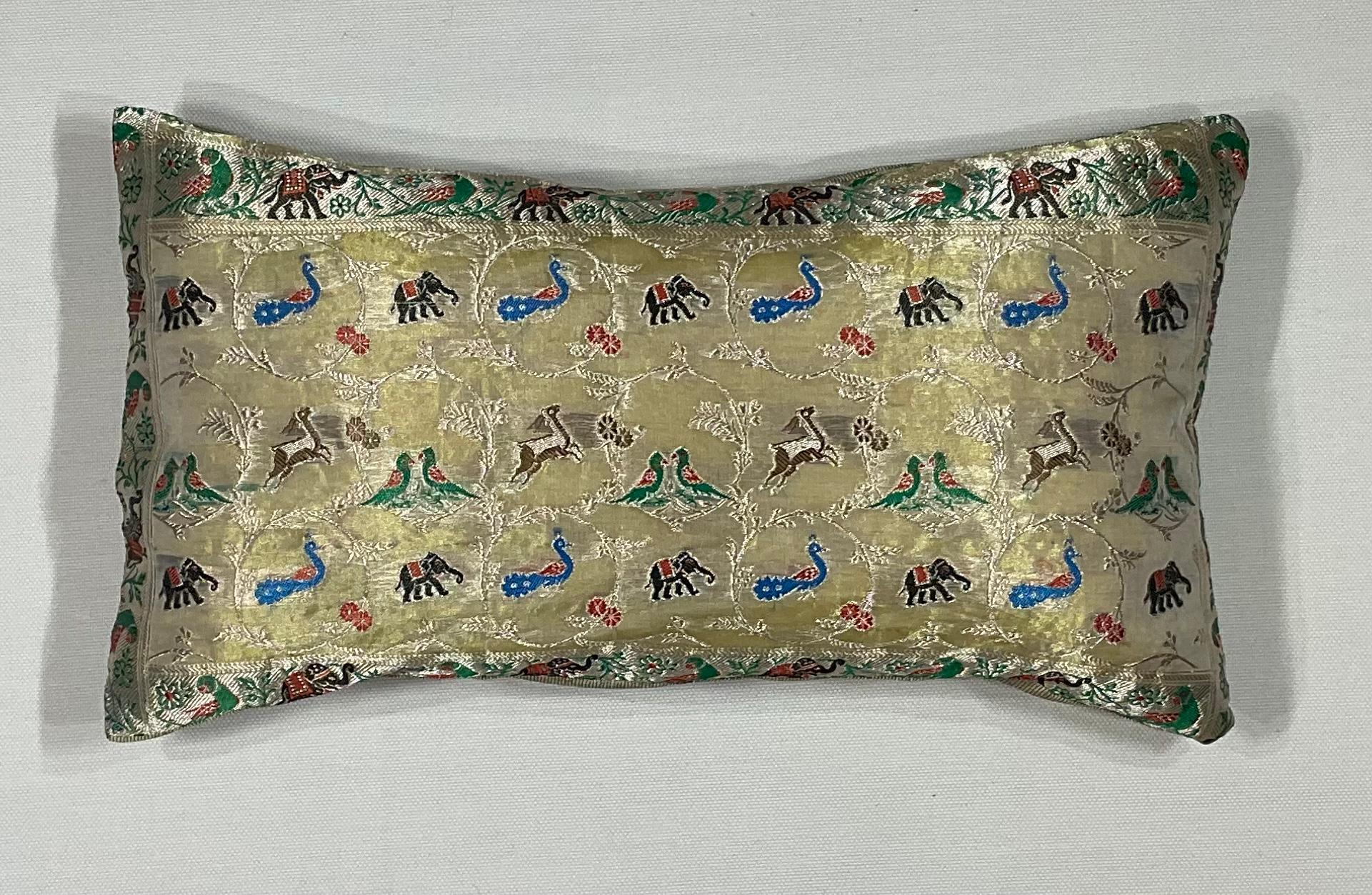 Single Vintage Embroidery Textile Pillow 2