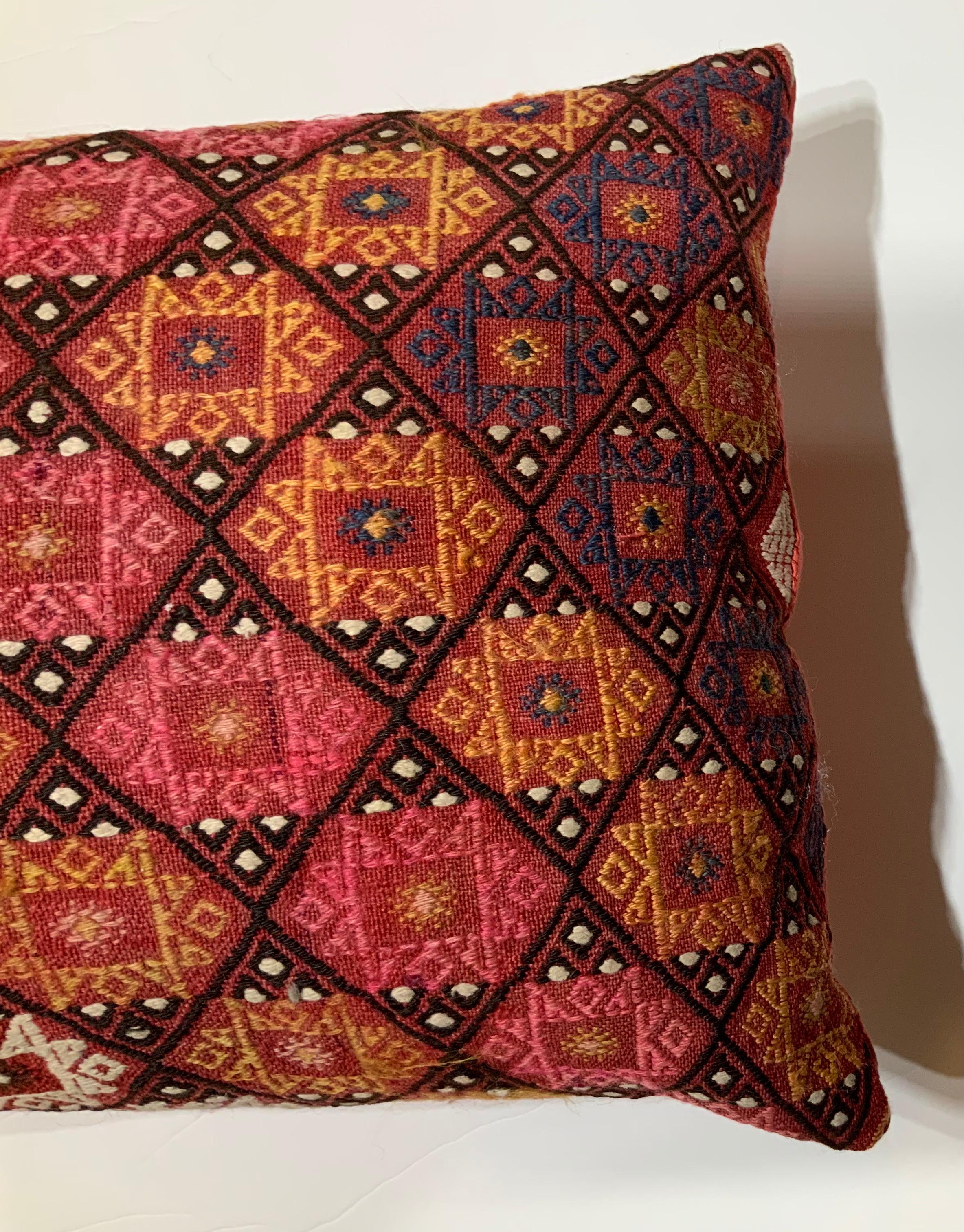 Single Vintage Hand Embroidery Pillow In Good Condition For Sale In Delray Beach, FL