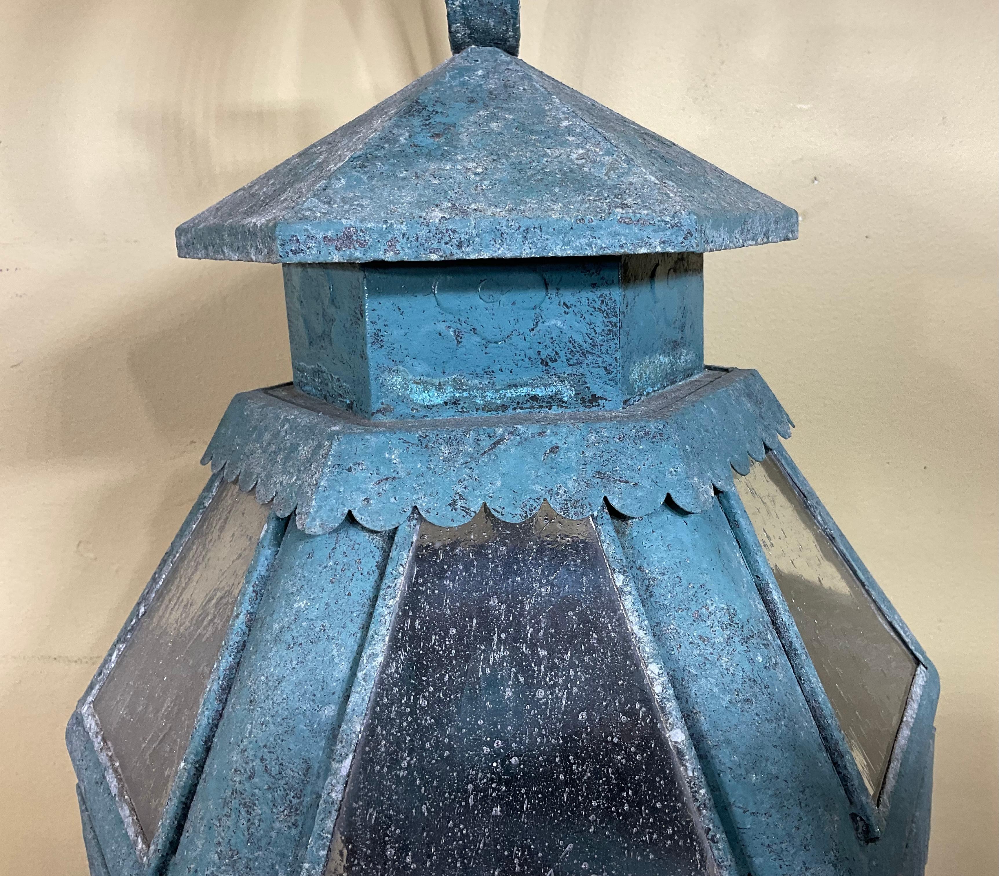 20th Century Single Vintage Handcrafted Solid Brass Wall Lantern For Sale