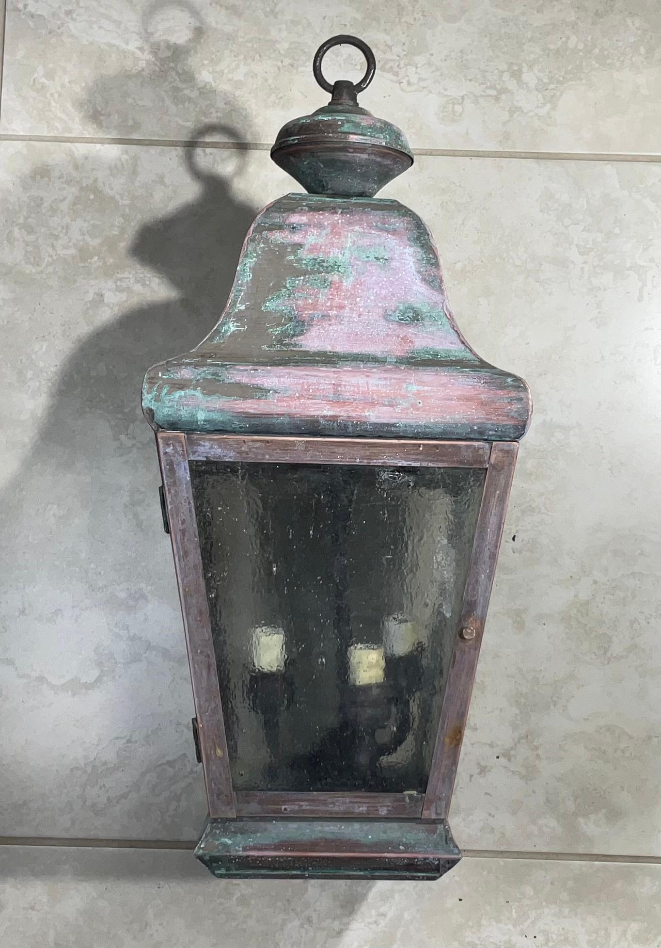 Single Vintage Handcrafted Wall-Mounted Brass Lantern In Good Condition In Delray Beach, FL