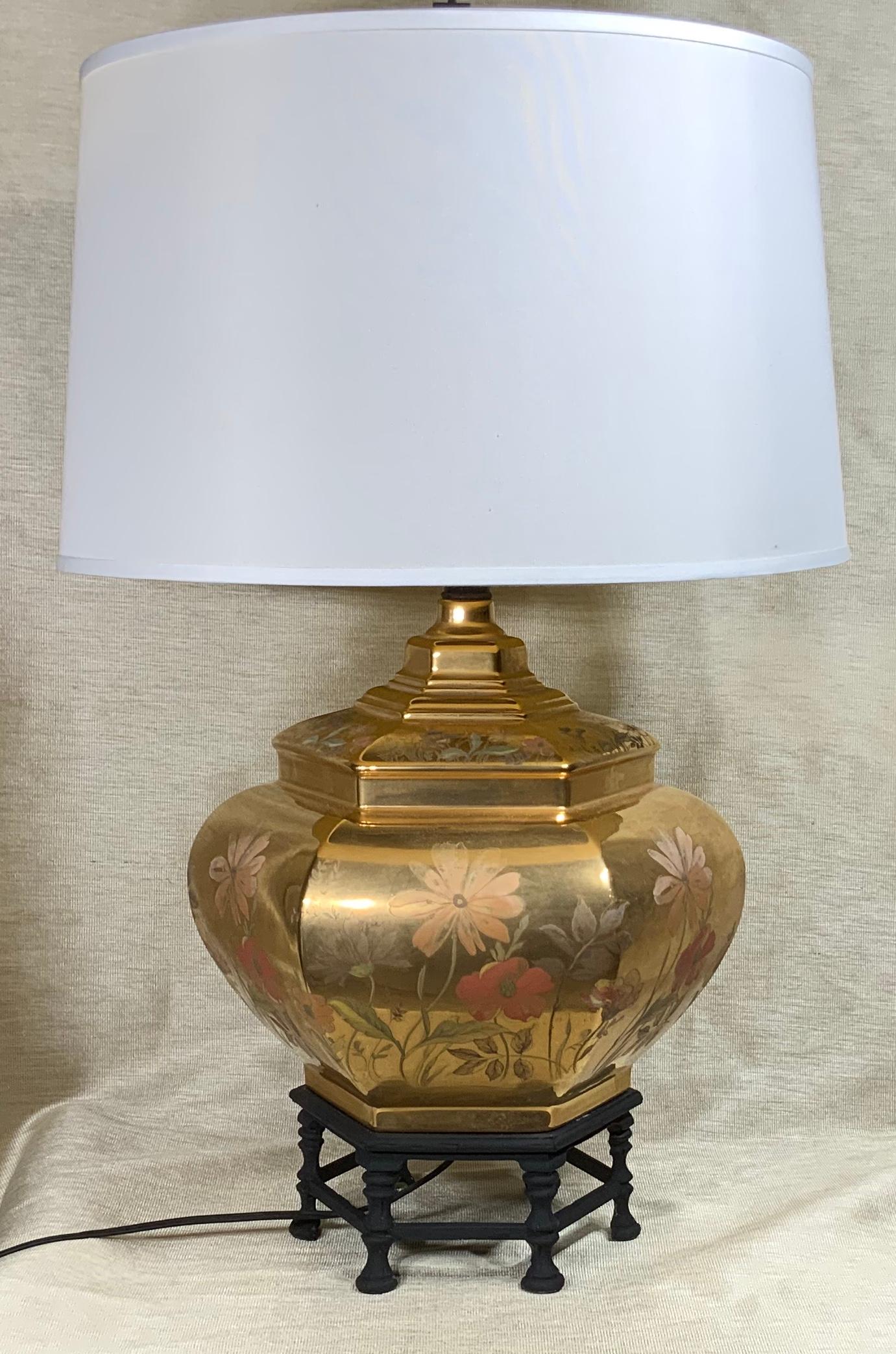 Single Vintage Six Side Porcelain Chinese Table Lamp 6