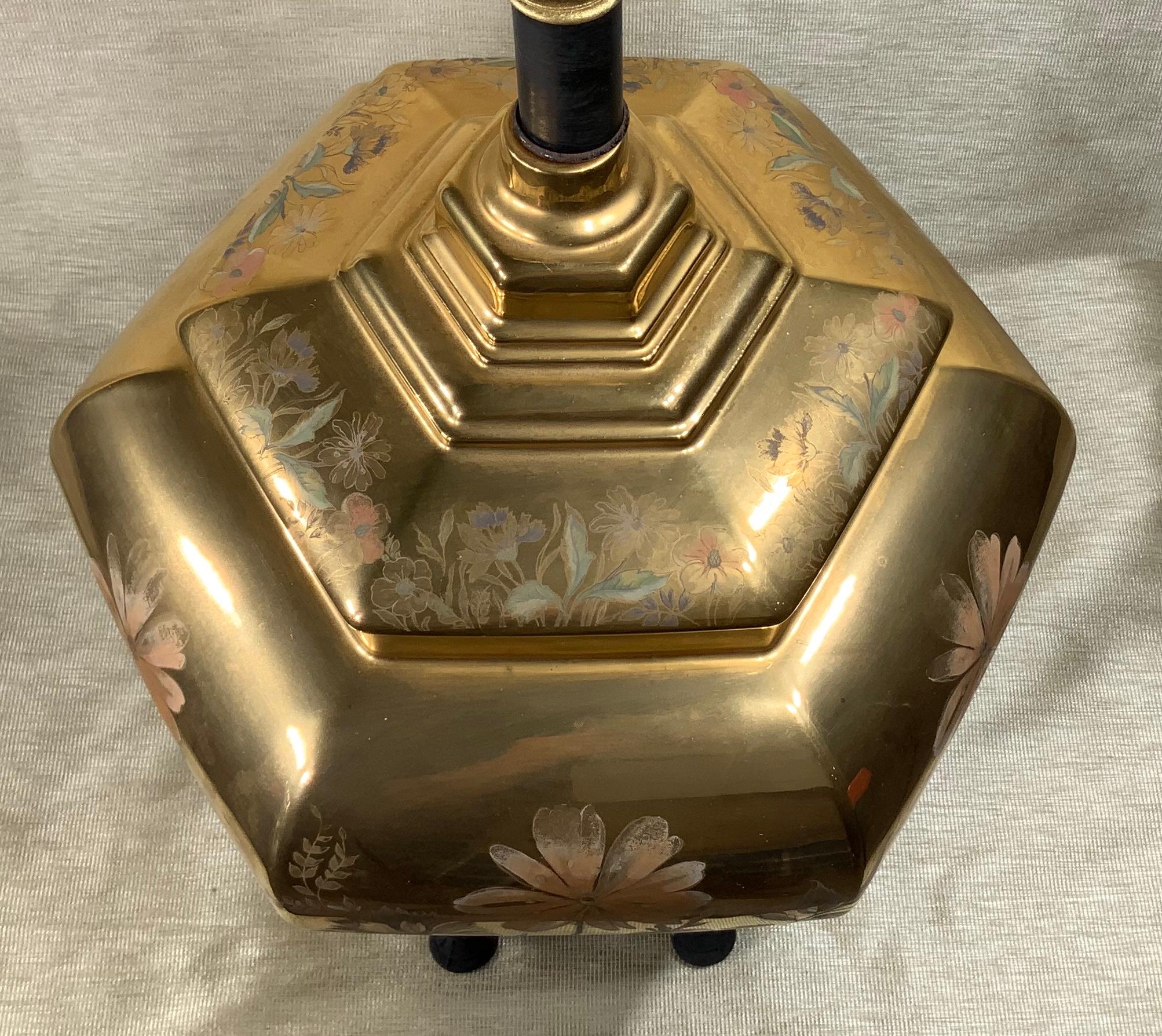 Single Vintage Six Side Porcelain Chinese Table Lamp 8