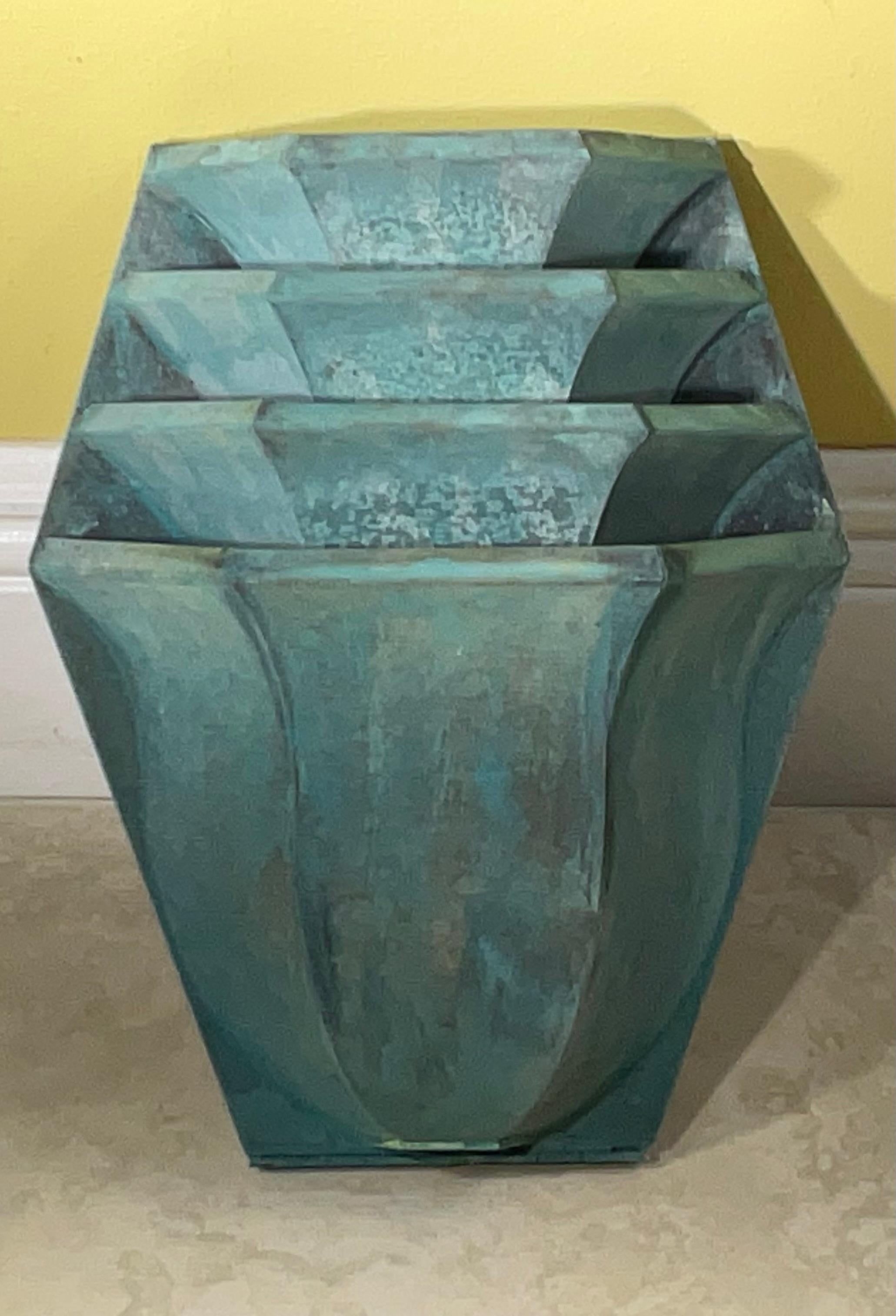 Single Vintage Solid Brass Tiered Wall Sconce. In Good Condition For Sale In Delray Beach, FL