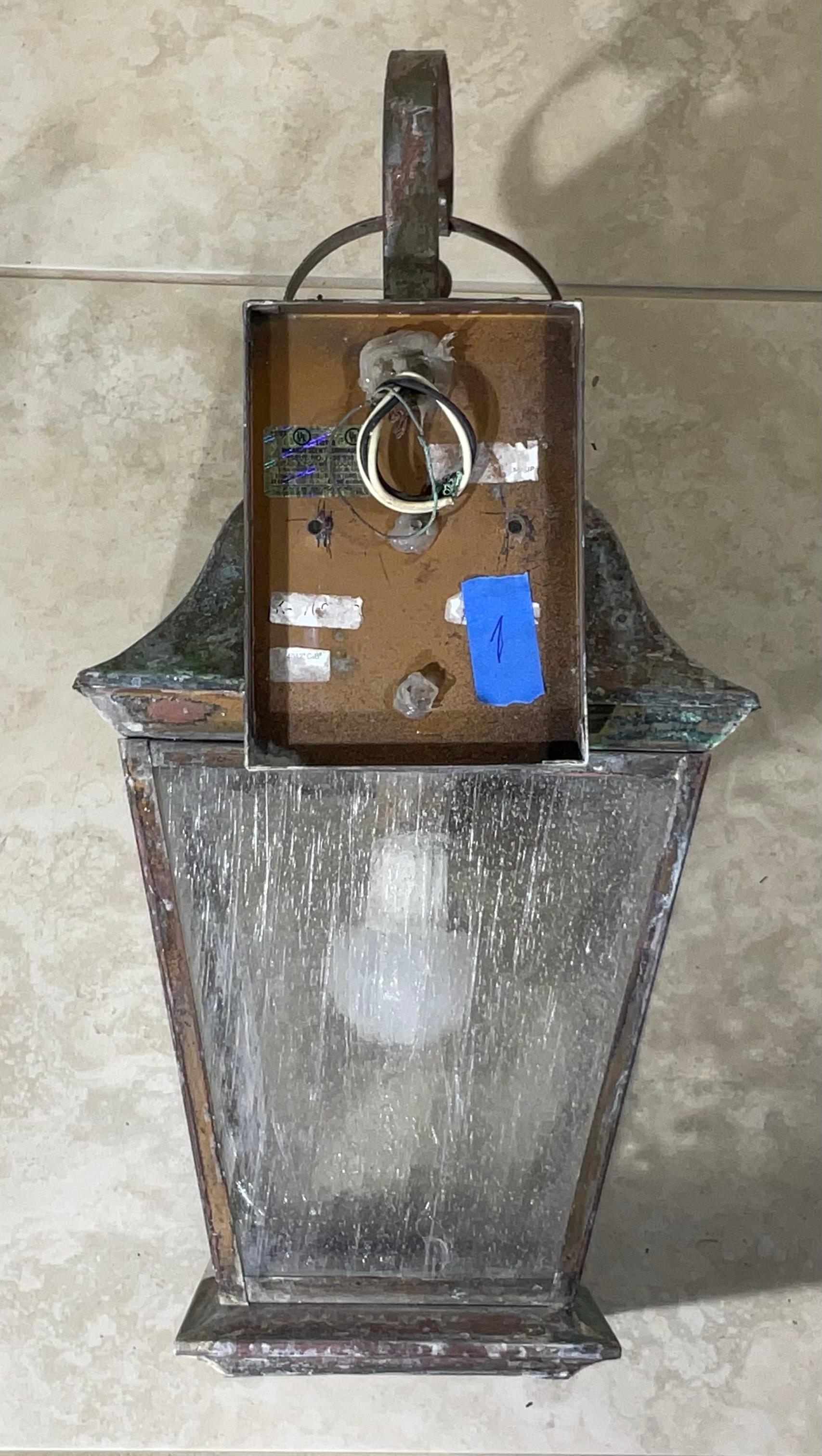 Single Vintage Solid Brass Wall Lantern For Sale 1