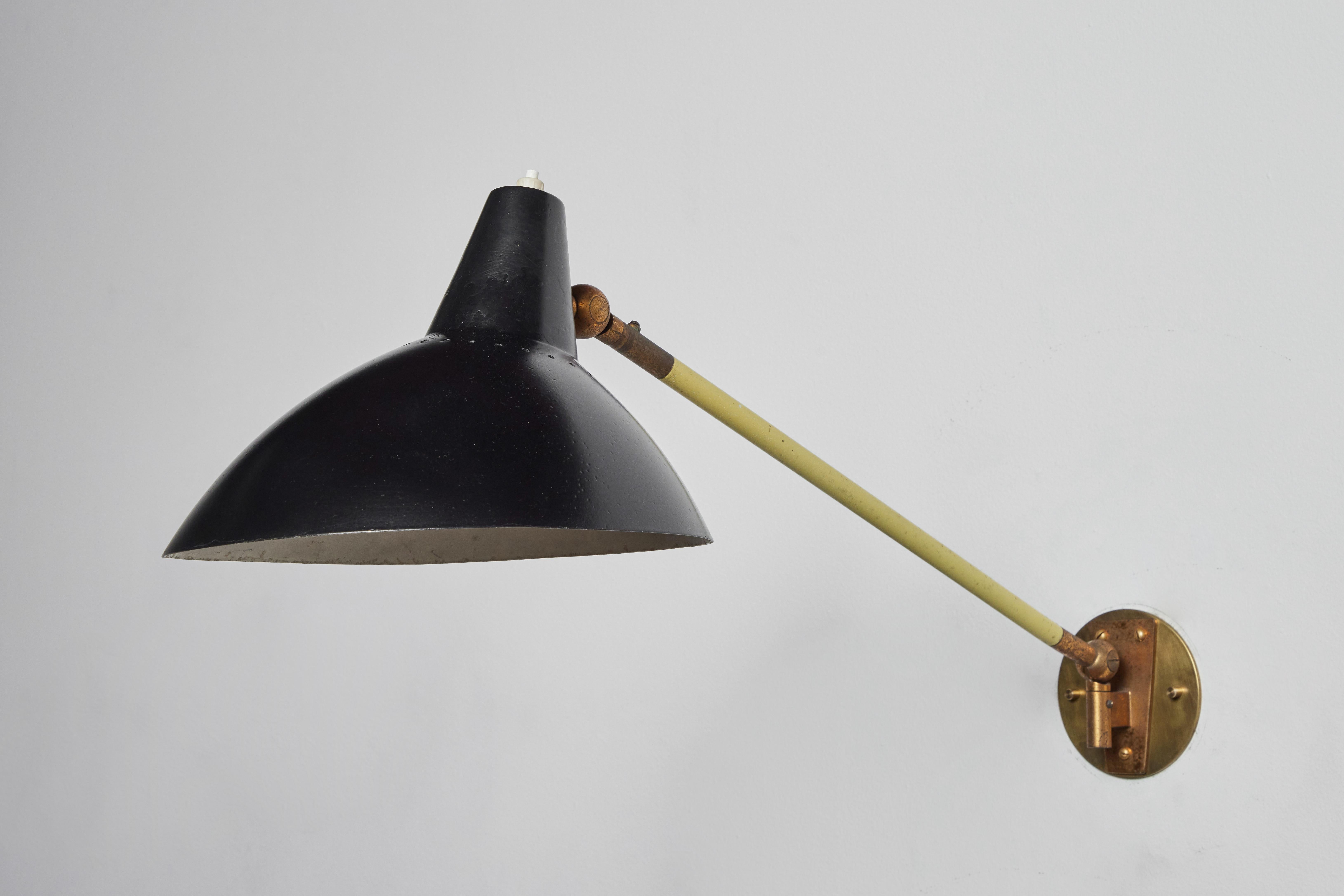 Mid-20th Century Single Wall Light by Stilnovo For Sale