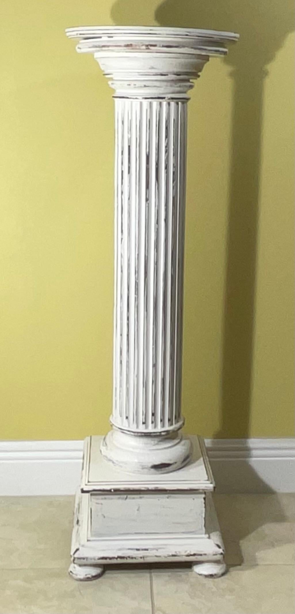 Single Walnut Carved Wood Pedestal For Sale 1