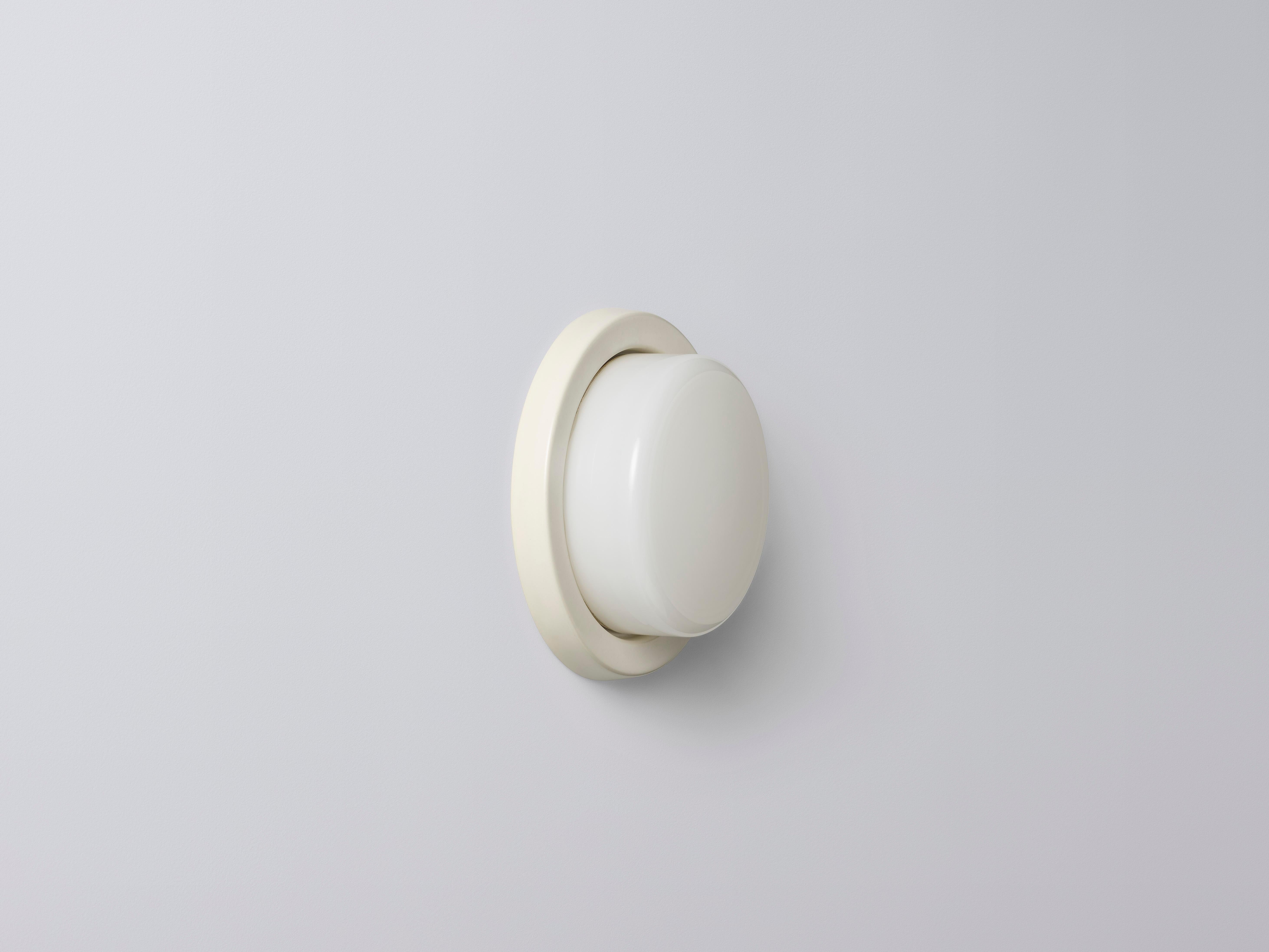 Post-Modern Single White Honey Wall Sconce by Coco Flip For Sale