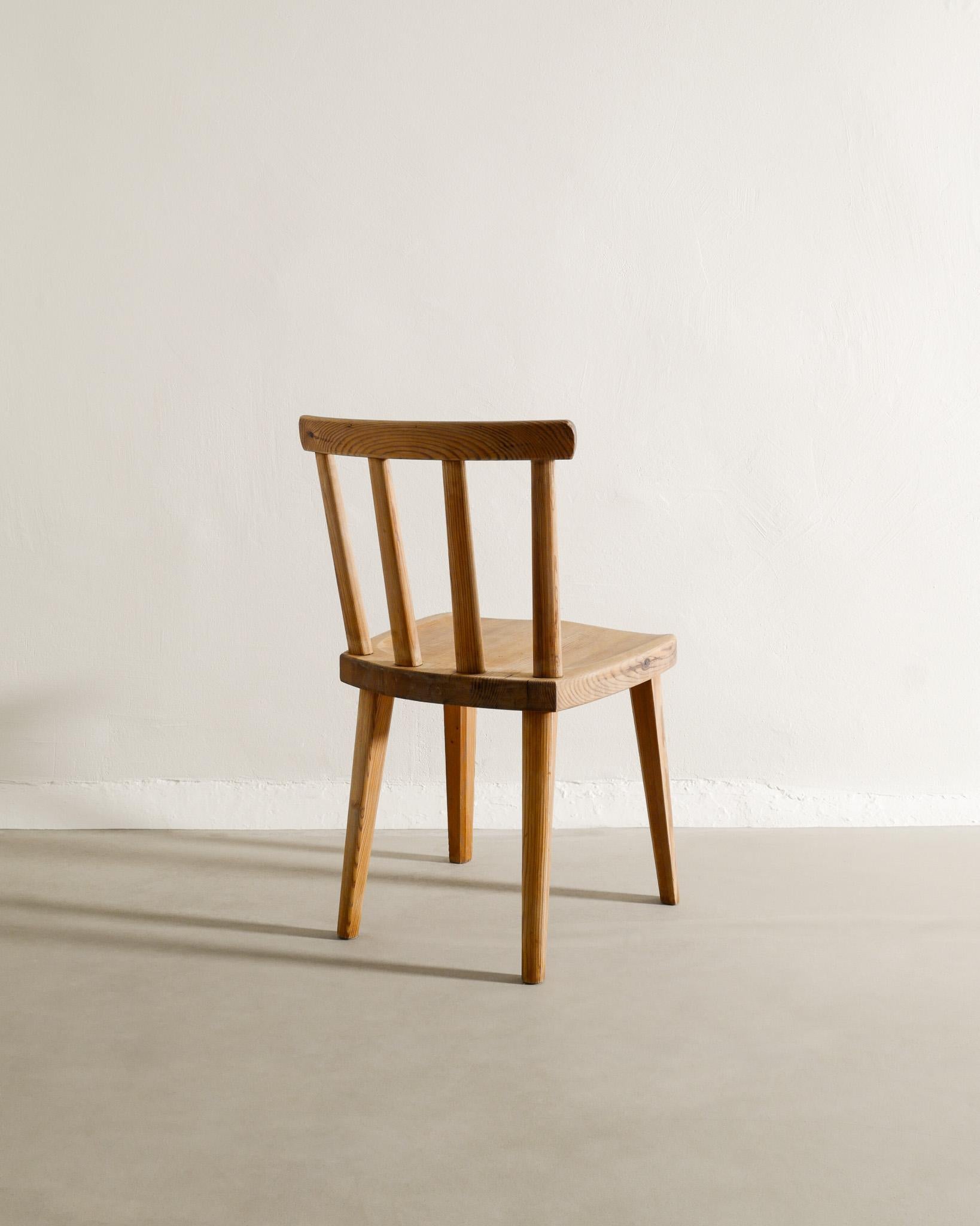 Scandinavian Modern Single Wooden Dining Utö Chair in Pine by Axel Einar Hjorth for NK Sweden, 1932 For Sale