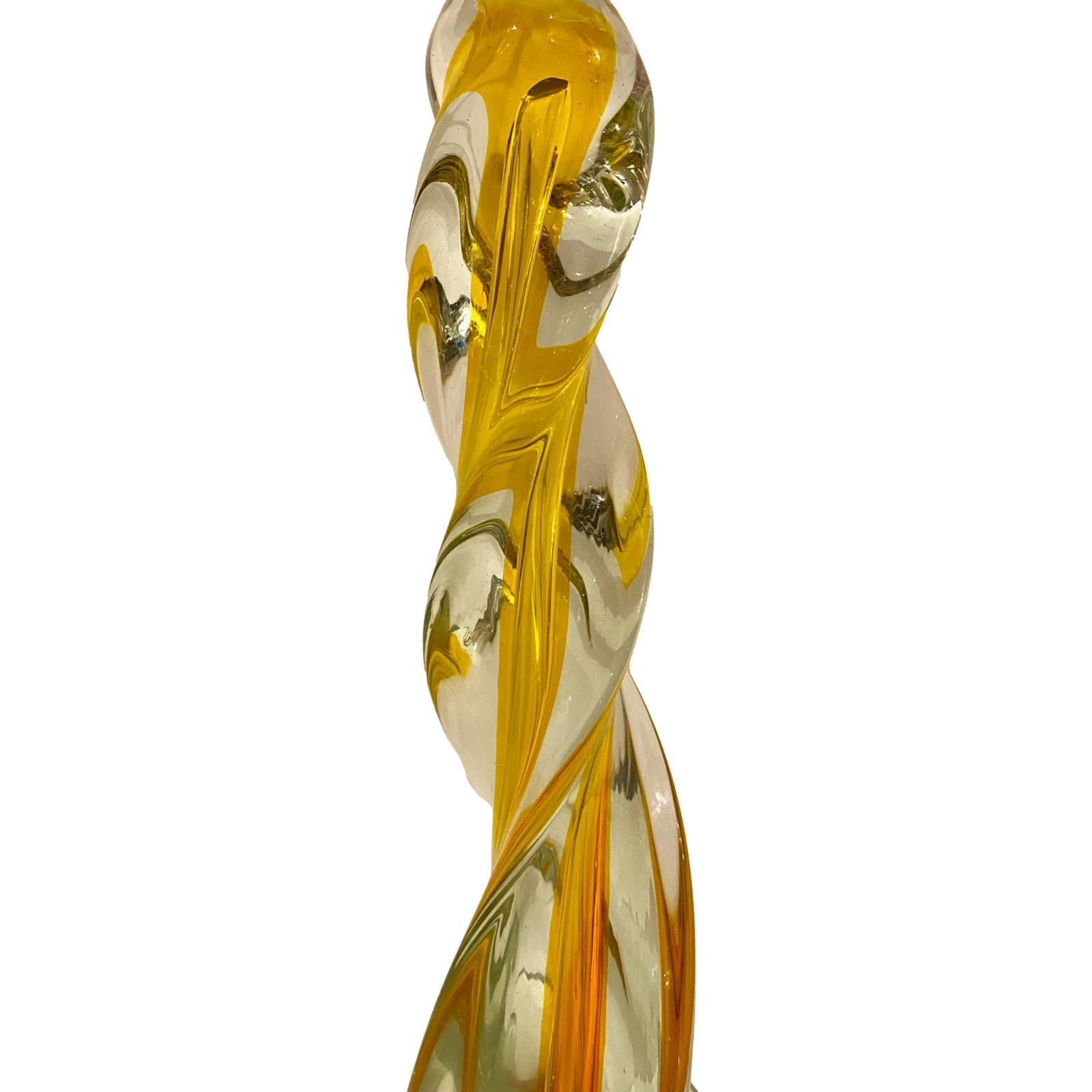 Milieu du XXe siècle Lampe de table unique en verre de Murano jaune en vente