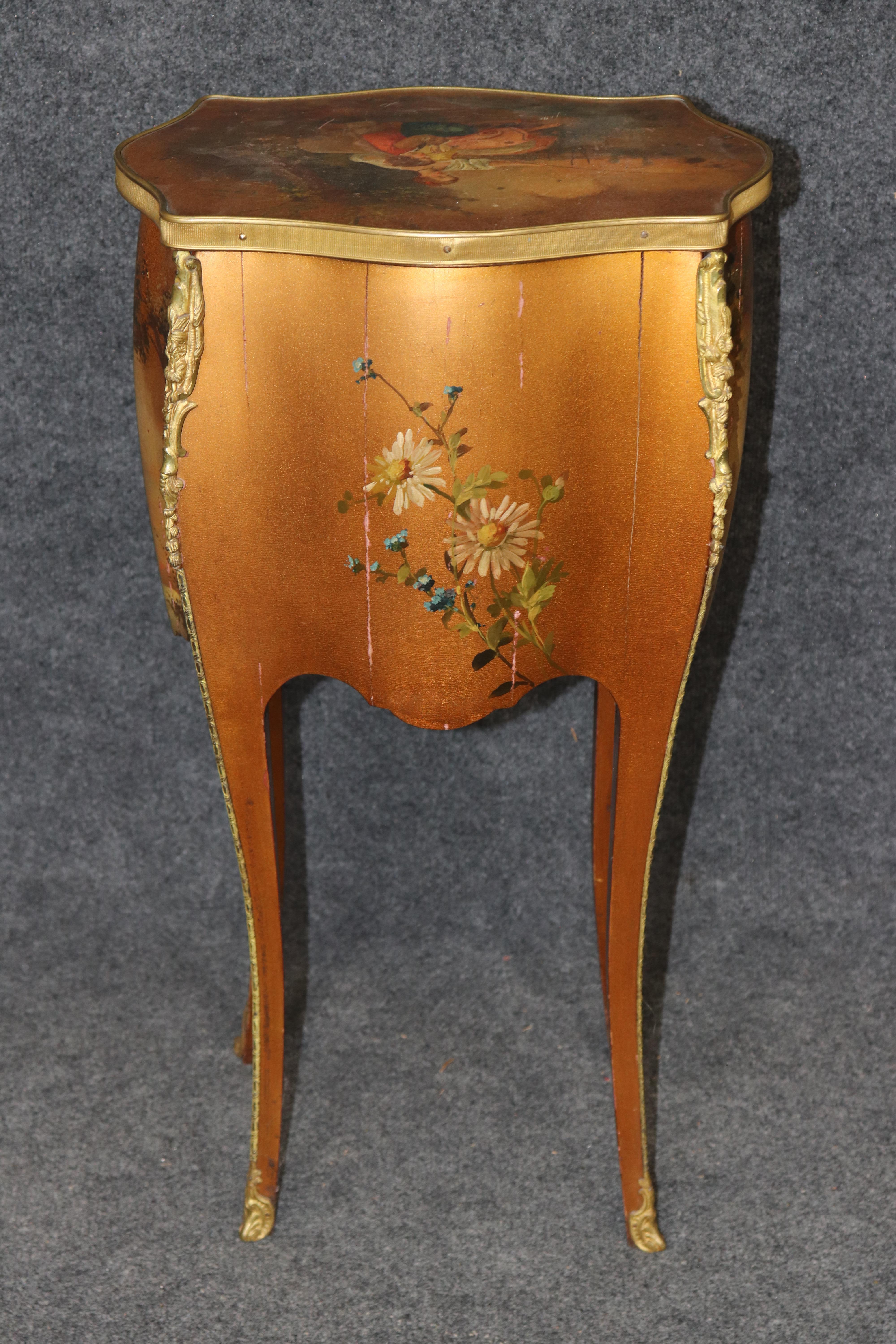 Early 20th Century SinglGold Leaf Gilded Vernis Martin Painted French Louis XV Style Night Stand For Sale