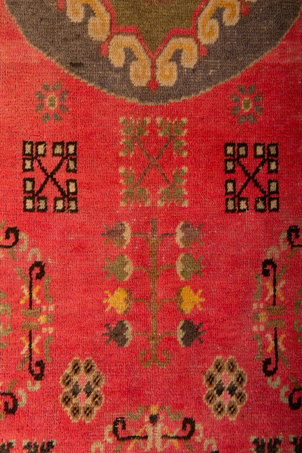Sinkiang oder Samarkanda Vintage-Teppich im Angebot 1