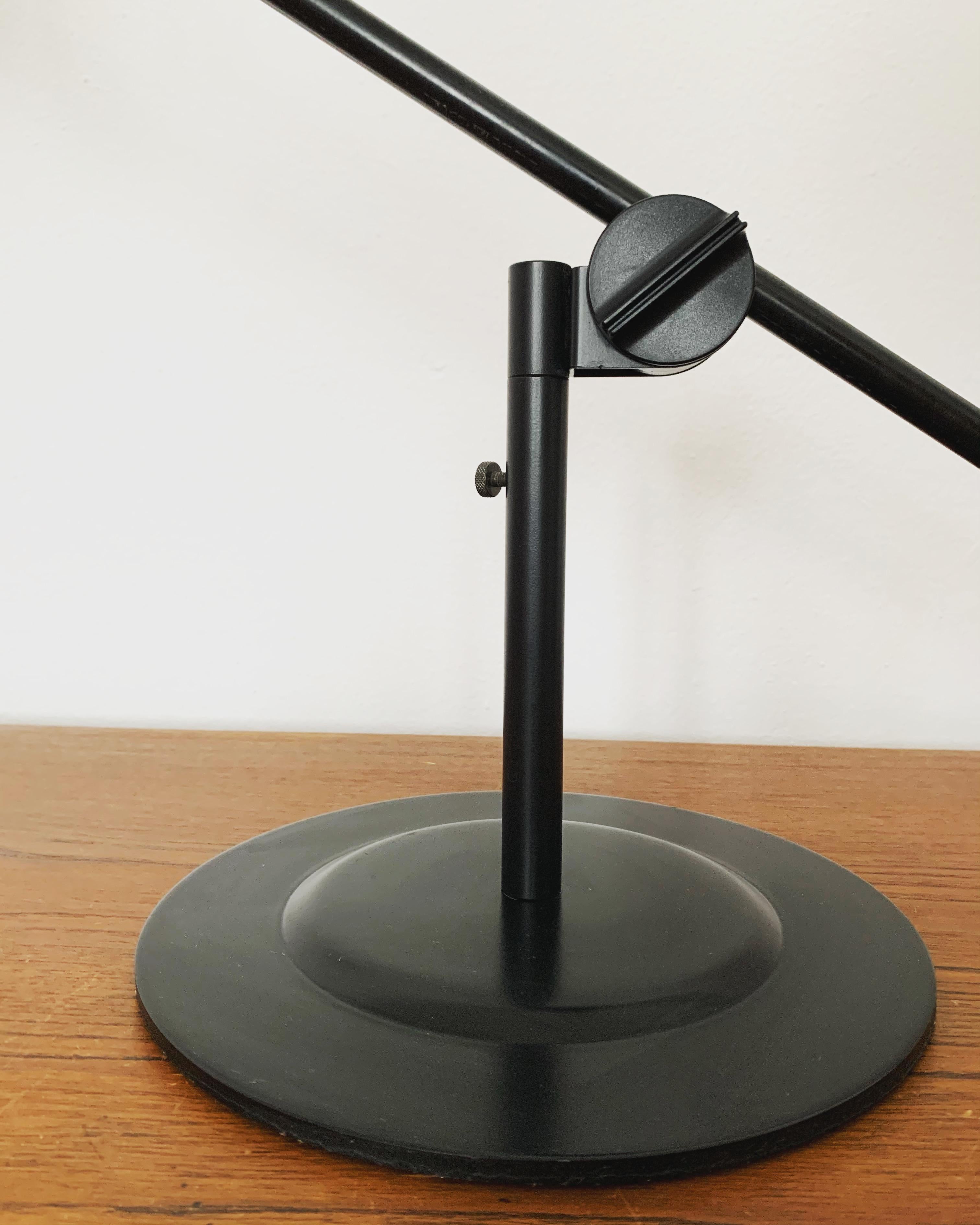 Sintesi-Schreibtischlampe von Ernesto Gismondi für Artemide (Metall) im Angebot