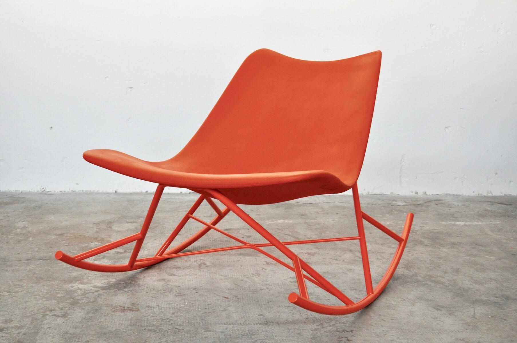 Chaise longue d'extérieur Sintesi : une icône du design pour votre détente en plein air Bon état - En vente à Manzano, IT
