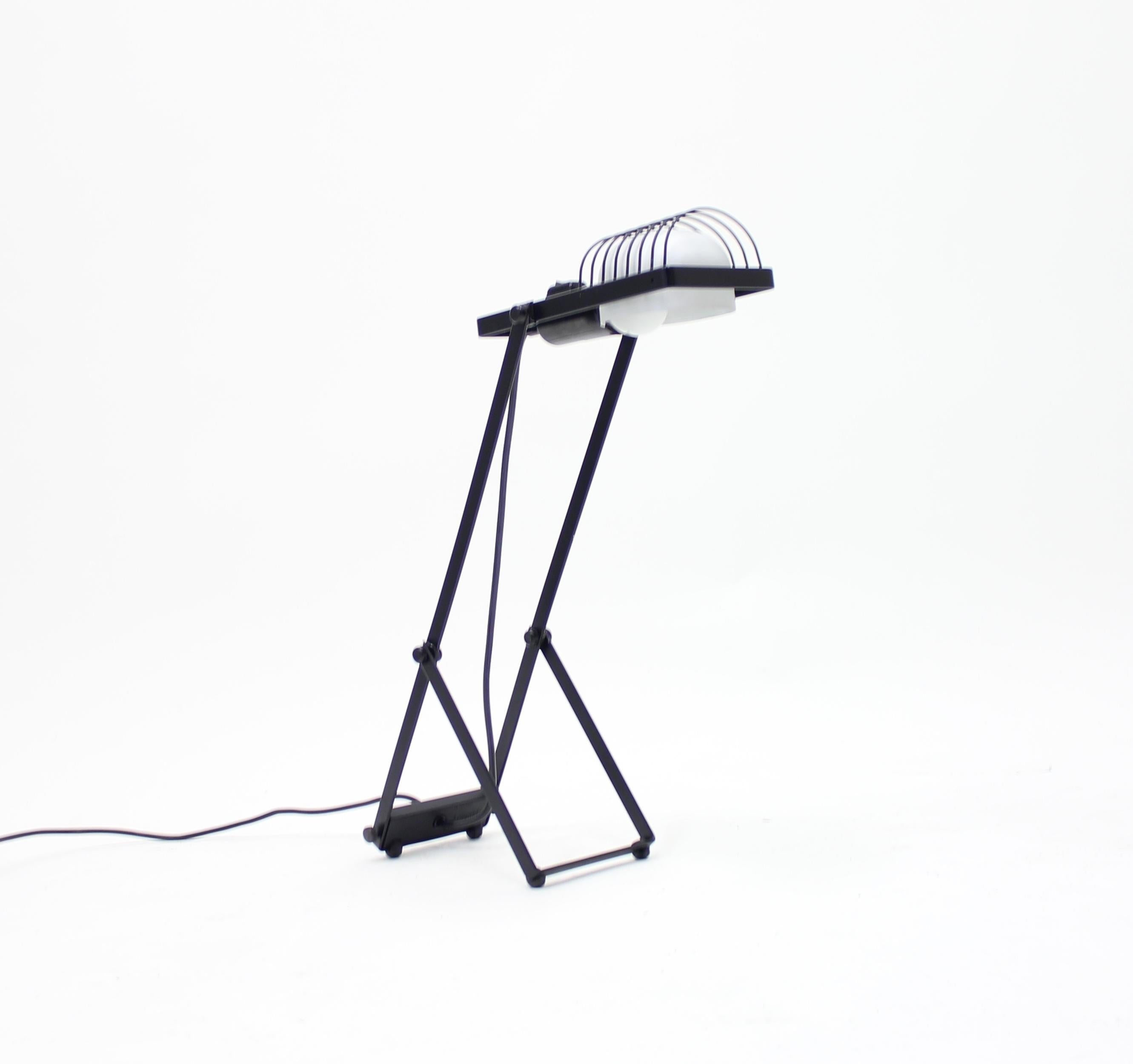 Late 20th Century Sintesi Table Lamp by Ernseto Gismondi for Artemide, 1970s