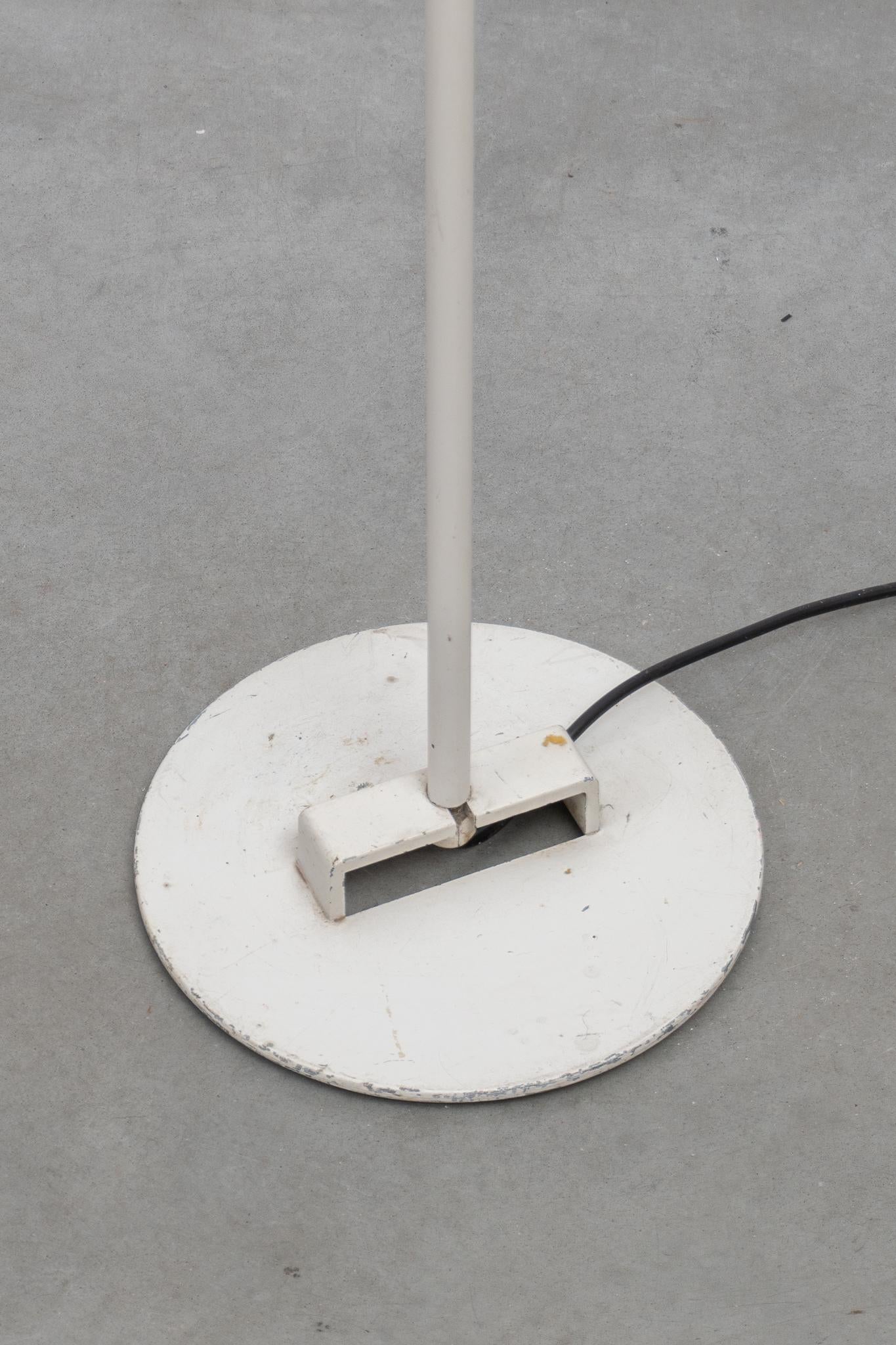 Sintesi Terra Articulated Floor Lamp Designed by Ernesto Gismondi for Artemide For Sale 4