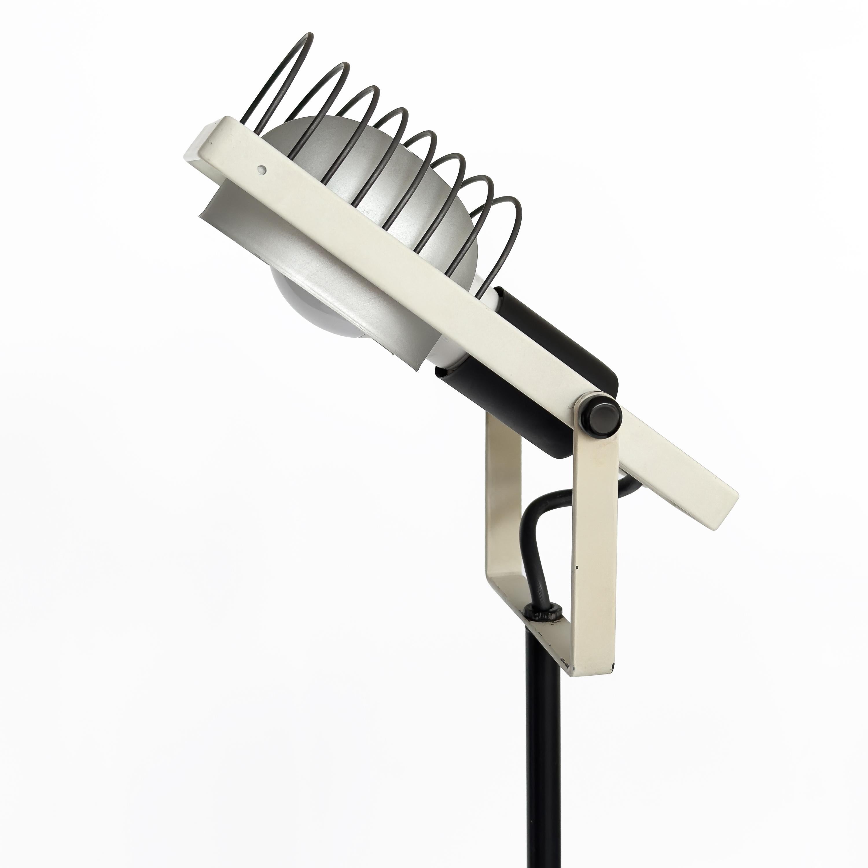 Sintesi Terra-Stehlampe von Ernesto Gismondi für Artemide im Angebot 2