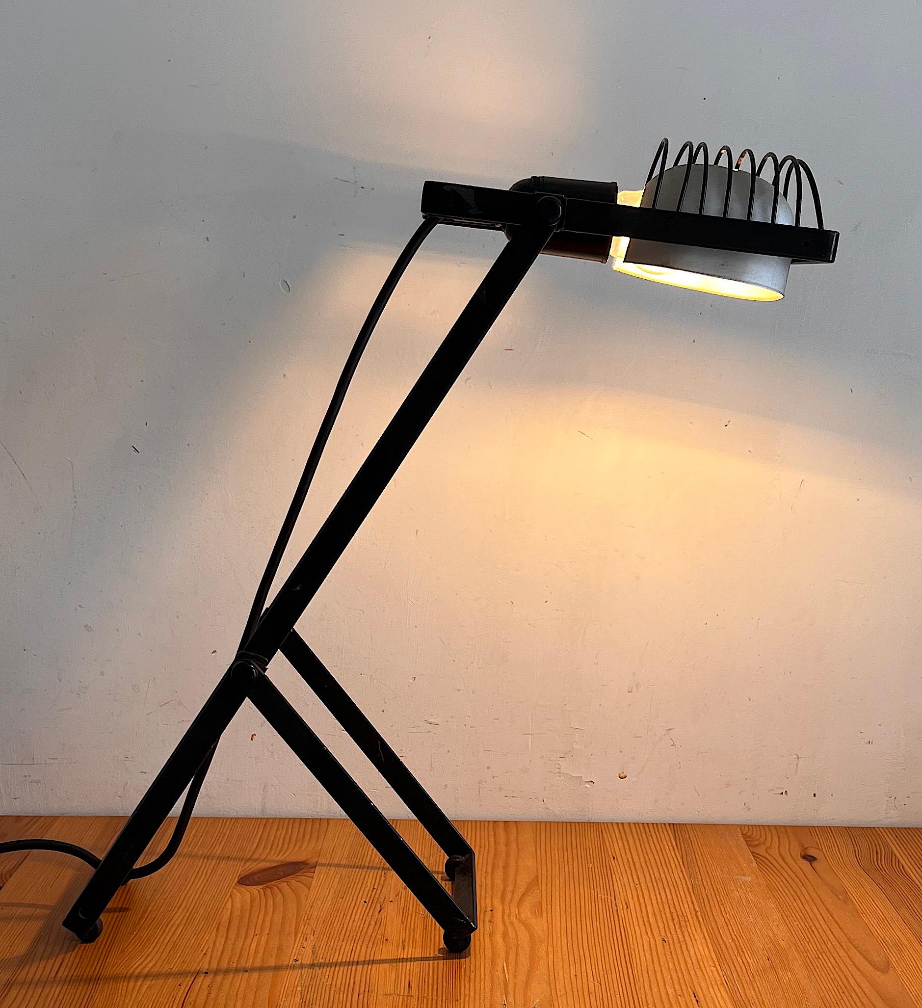 Sintesi Wall Lamp by Ernesto Gismondi for Artemide, 1970s In Good Condition In Roma, IT