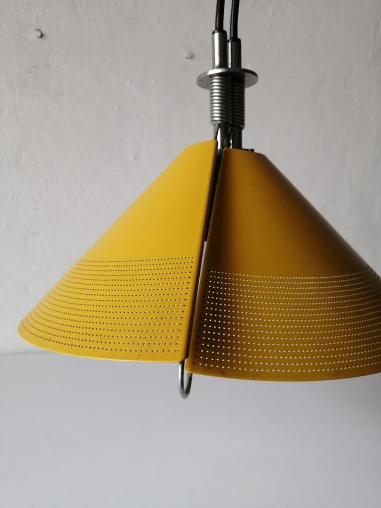 Yellow metal pendant lamp Sintheto Soffitto by F. A. Porsche for Luci, 1980s, Italy 

Designed by Ferdinand Alexander Porsche. 