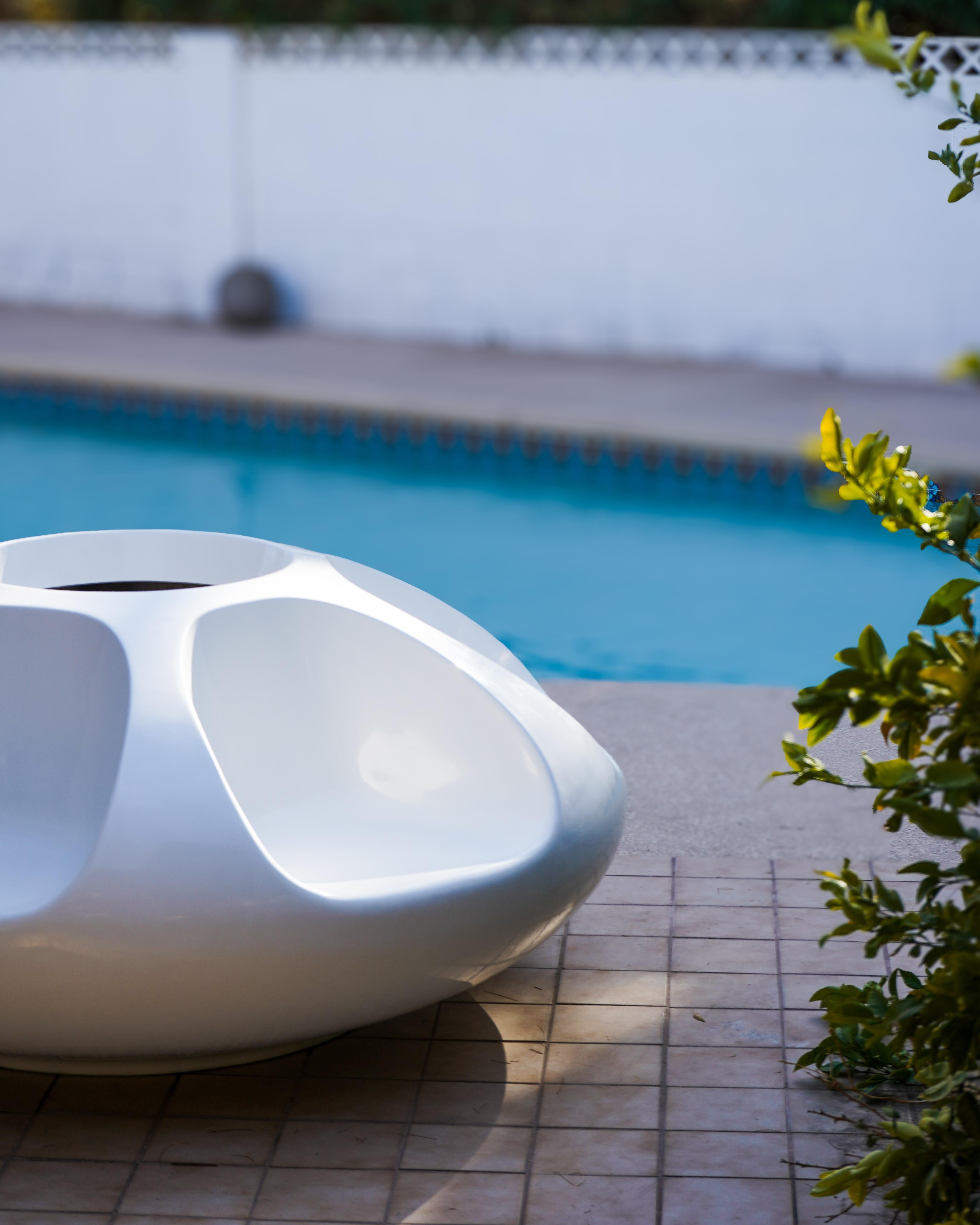 Banco/plantador Sintoform de Elsie Crawford para Architectural Fiberglass, 1970 siglo XX en venta