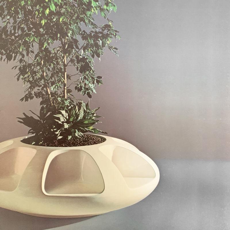 Banco/plantador Sintoform de Elsie Crawford para Architectural Fiberglass, 1970 Fibra de vidrio en venta