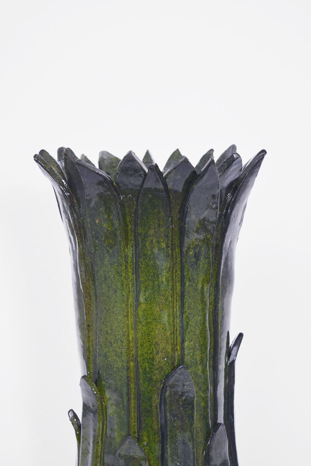 „Sintra“ große grüne Vase, Barracuda-Ausgabe. (Glasiert) im Angebot