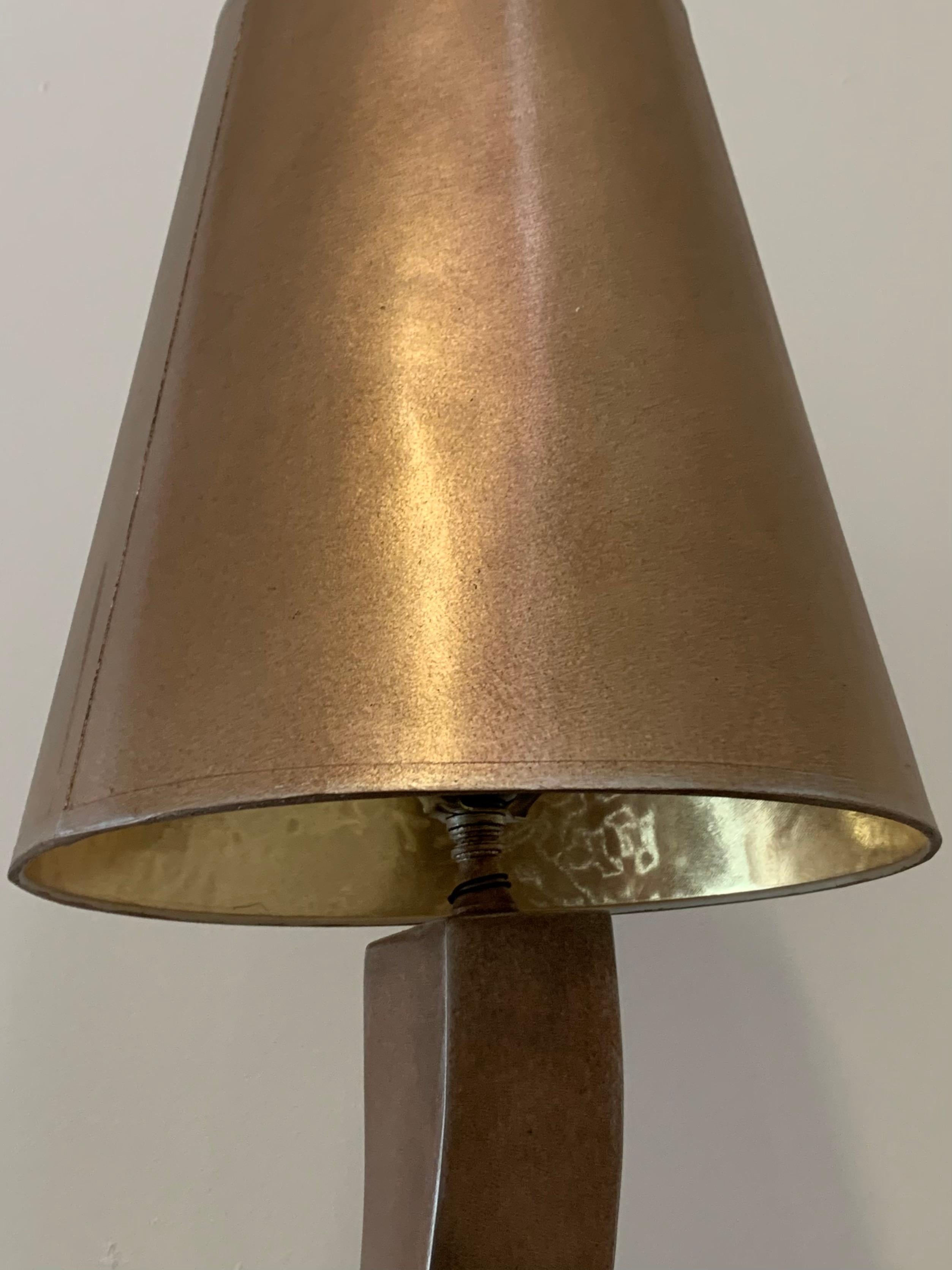 American Sinuous Console Table Lamp from Lam Lee Group, 1990s For Sale