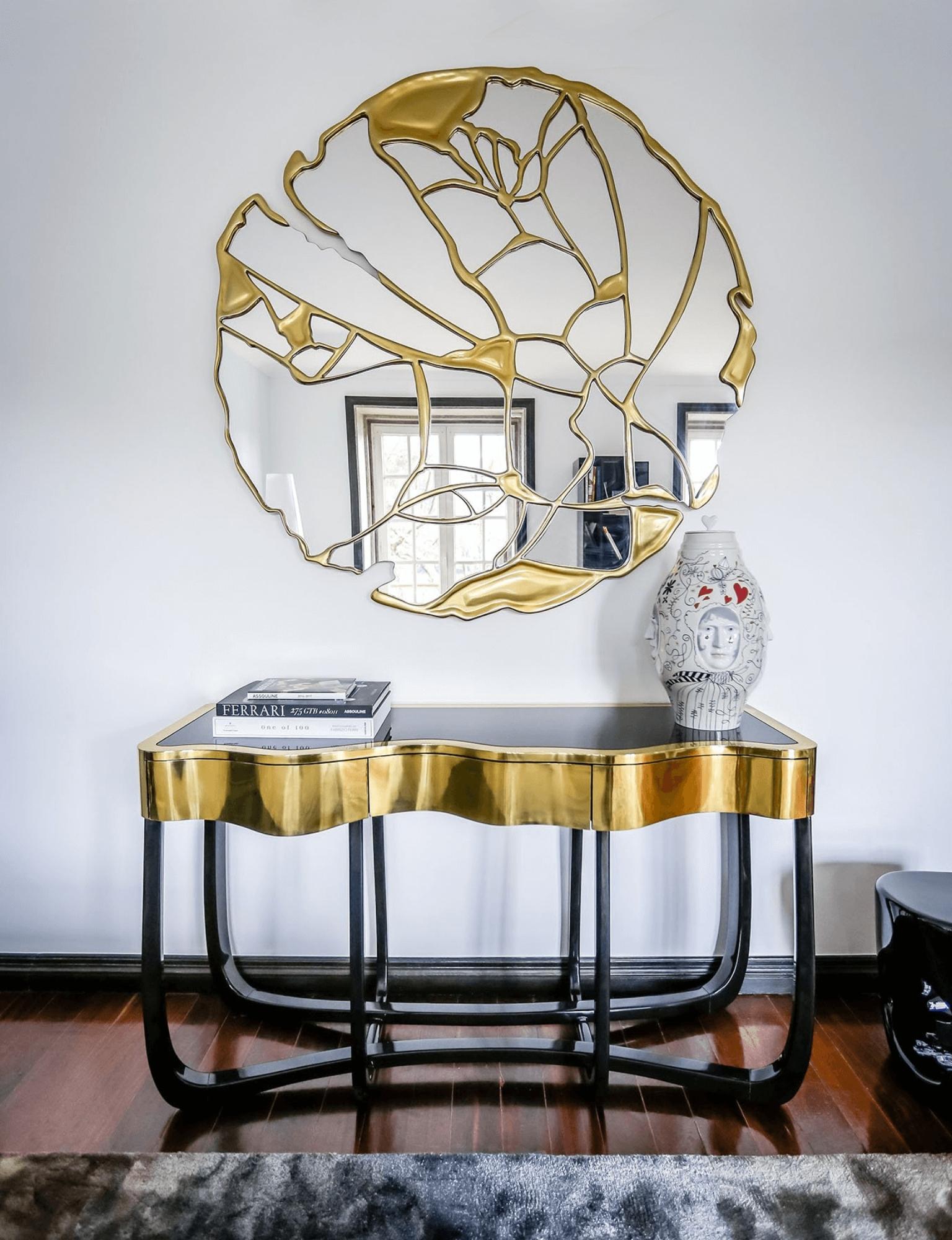 Sinuous Gold Console  - Hand-Crafted Brass & Veneer - Boca do Lobo For Sale 3