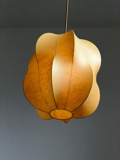 Skulpturale italienische Pendelleuchte „Sinuous Cocoon“, um 1960/70er Jahre