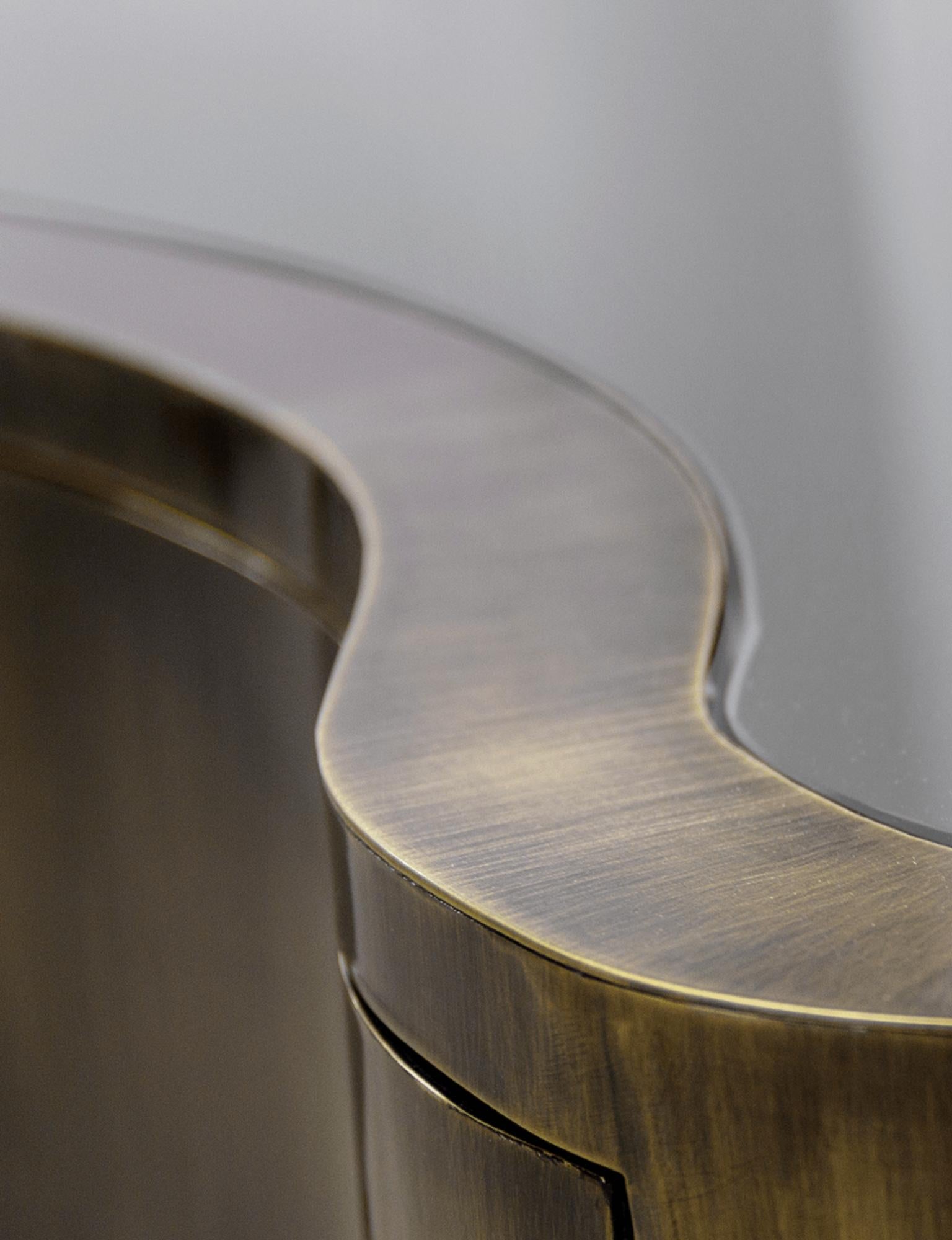 Sinuous Patina Console - Hand-Crafted Brass & Veneer - Boca do Lobo For Sale 2