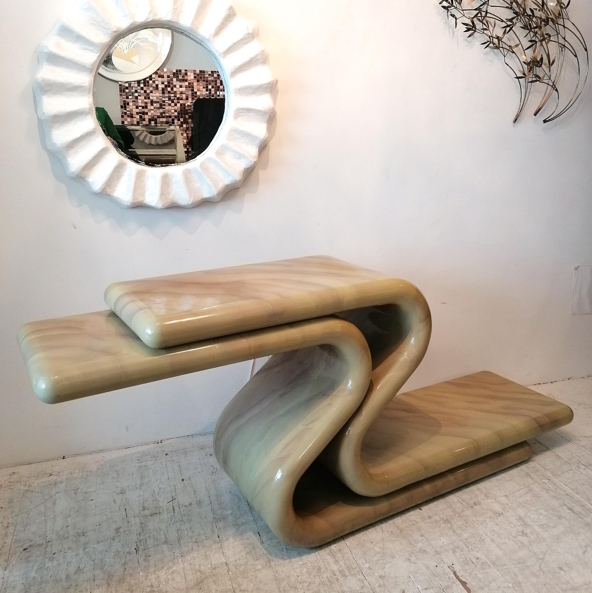 Sinuous postmodern American lacquered console table, Karl Springer style, 1980s In Good Condition For Sale In Hastings, GB