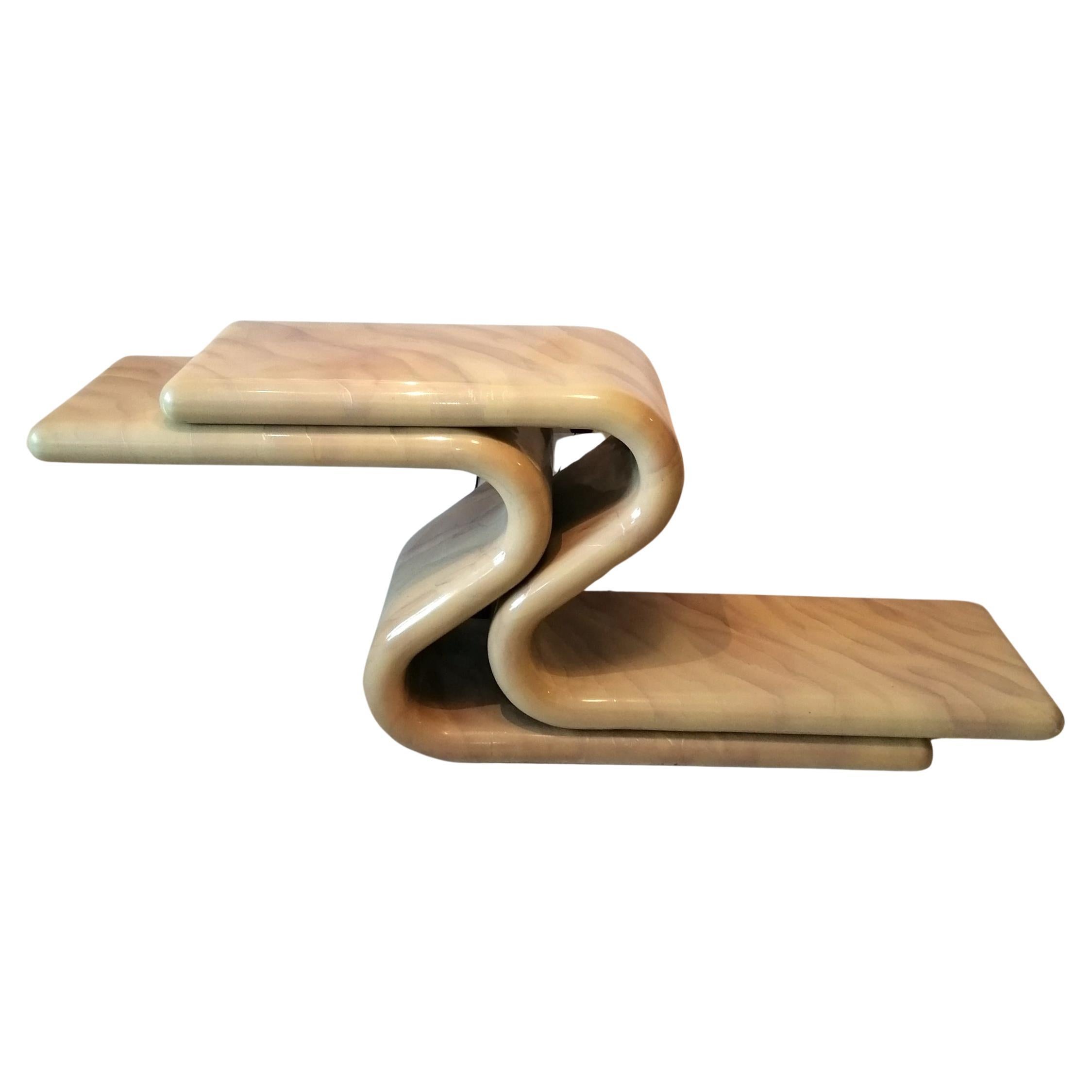 Table console postmoderne américaine laquée Sinuous, style Karl Springer, années 1980