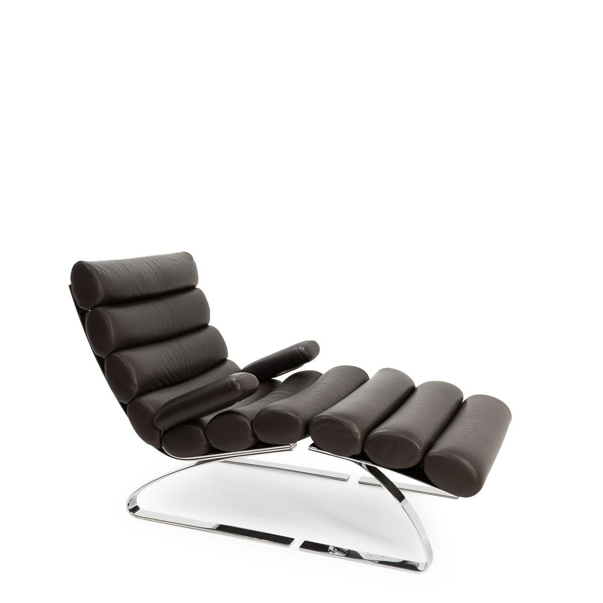 Sinus Lounge chair and ottoman designed by Reinhold Adolf and Hans-Jürgen Schröpfer for COR (Germany) during the 1970s.

Both lounge chair and ottoman feature a heavy chromed steel cantilevered frame, with a dark brown leather upholstered set of