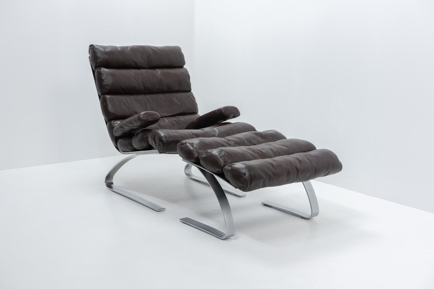 Sinus Lounge Chair und Ottoman von RA & HJ Schröpfer für COR, 1980er Jahre (Moderne der Mitte des Jahrhunderts) im Angebot