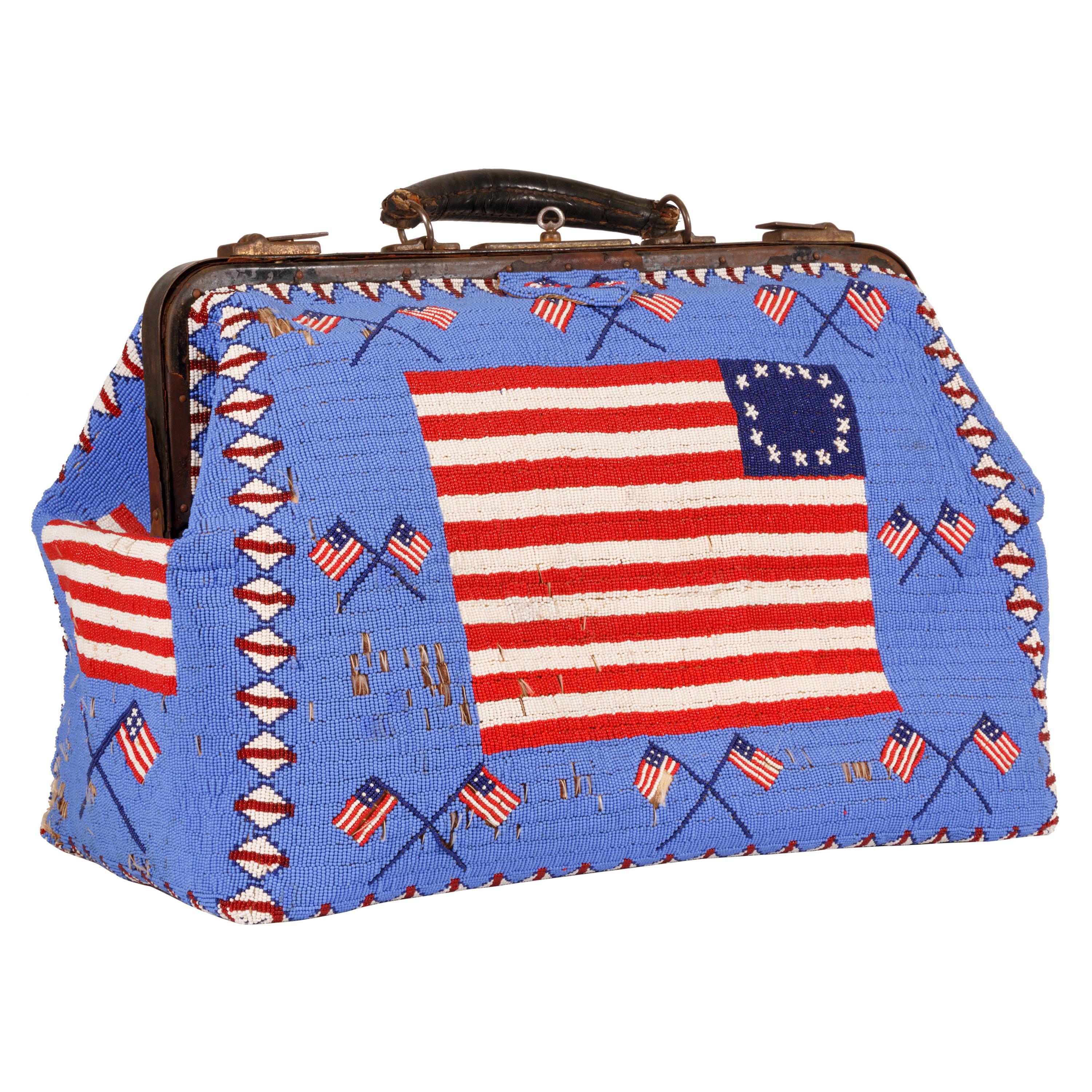 Borsa da medico patriottica con perline Sioux, inizio XX secolo