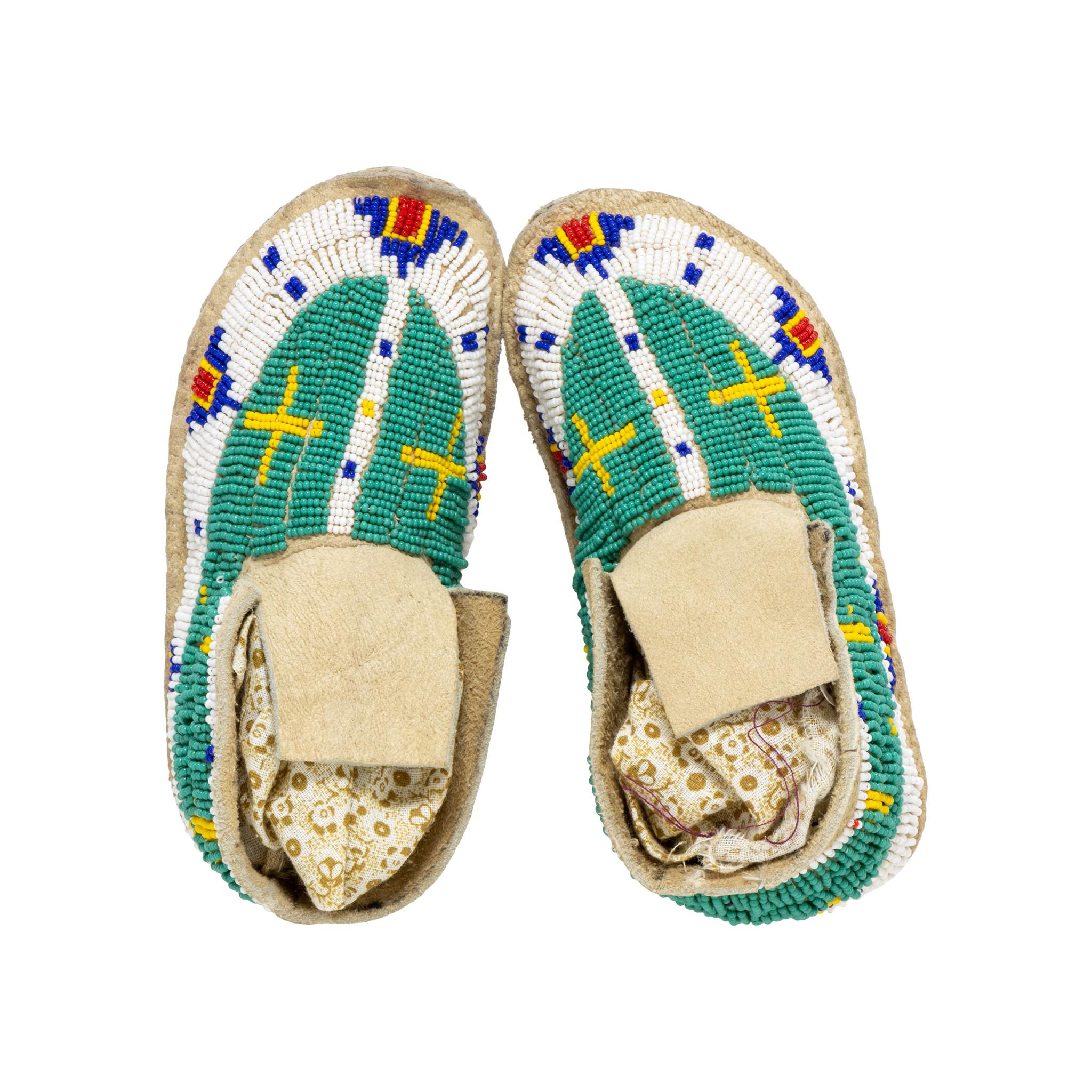 sioux moccasins for sale