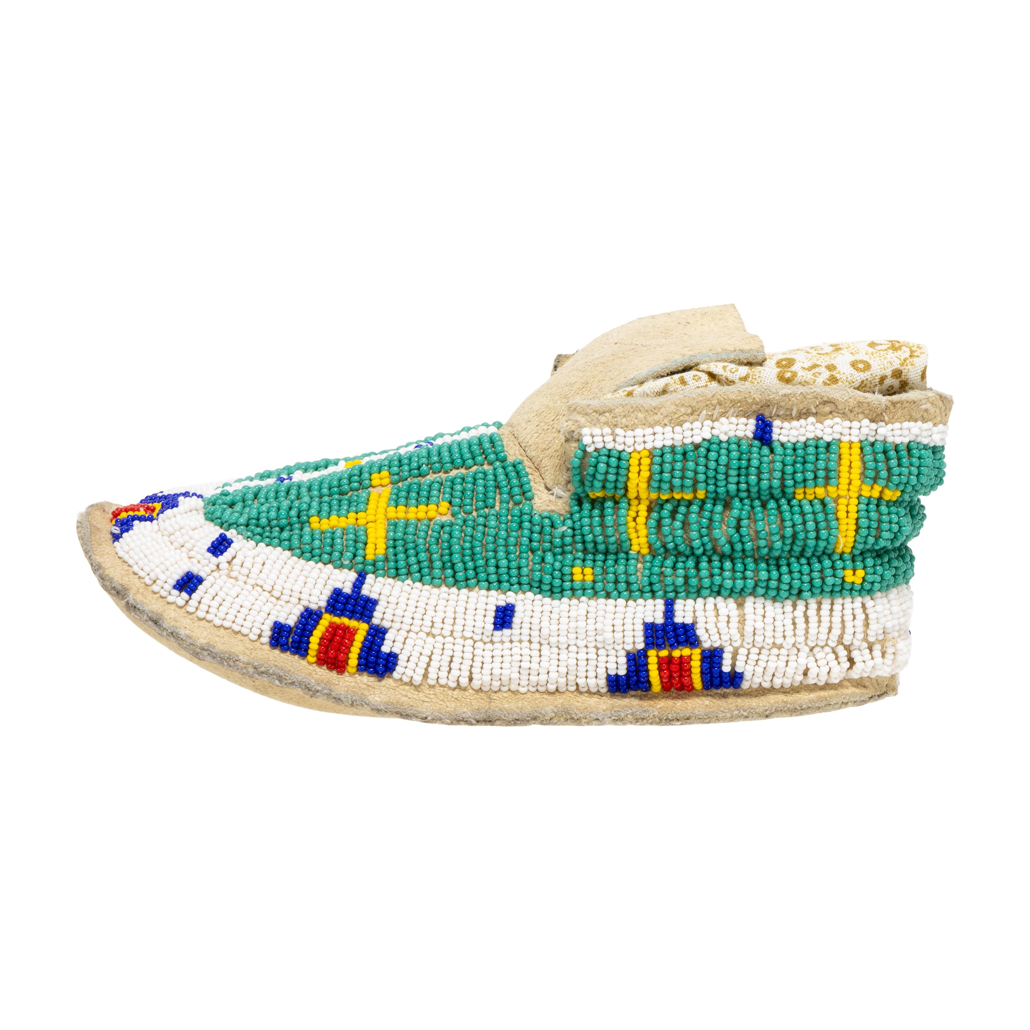 American Sioux Child's Moccasins For Sale
